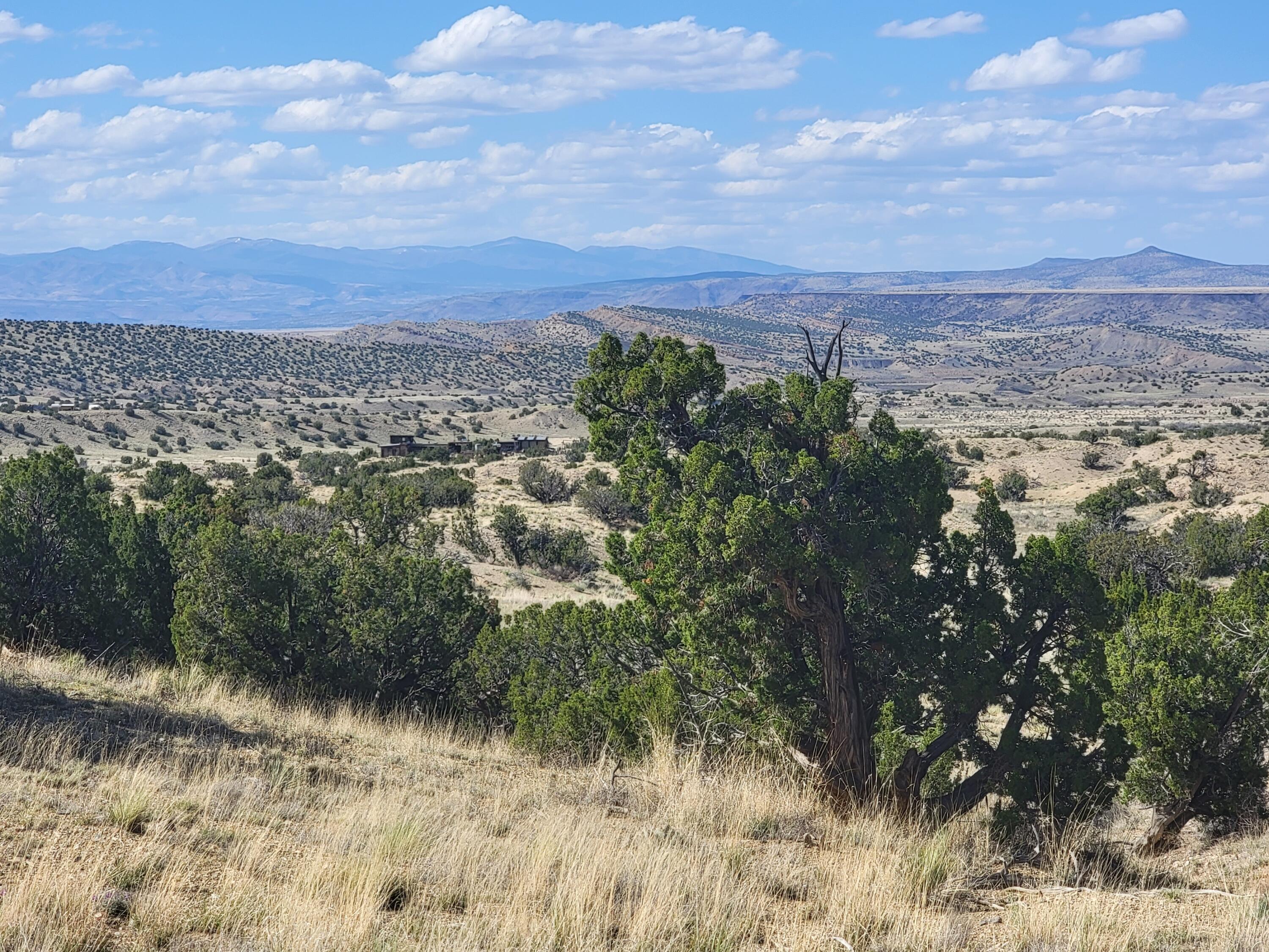 40 Via Sol Estrella, Madrid, NM 87010