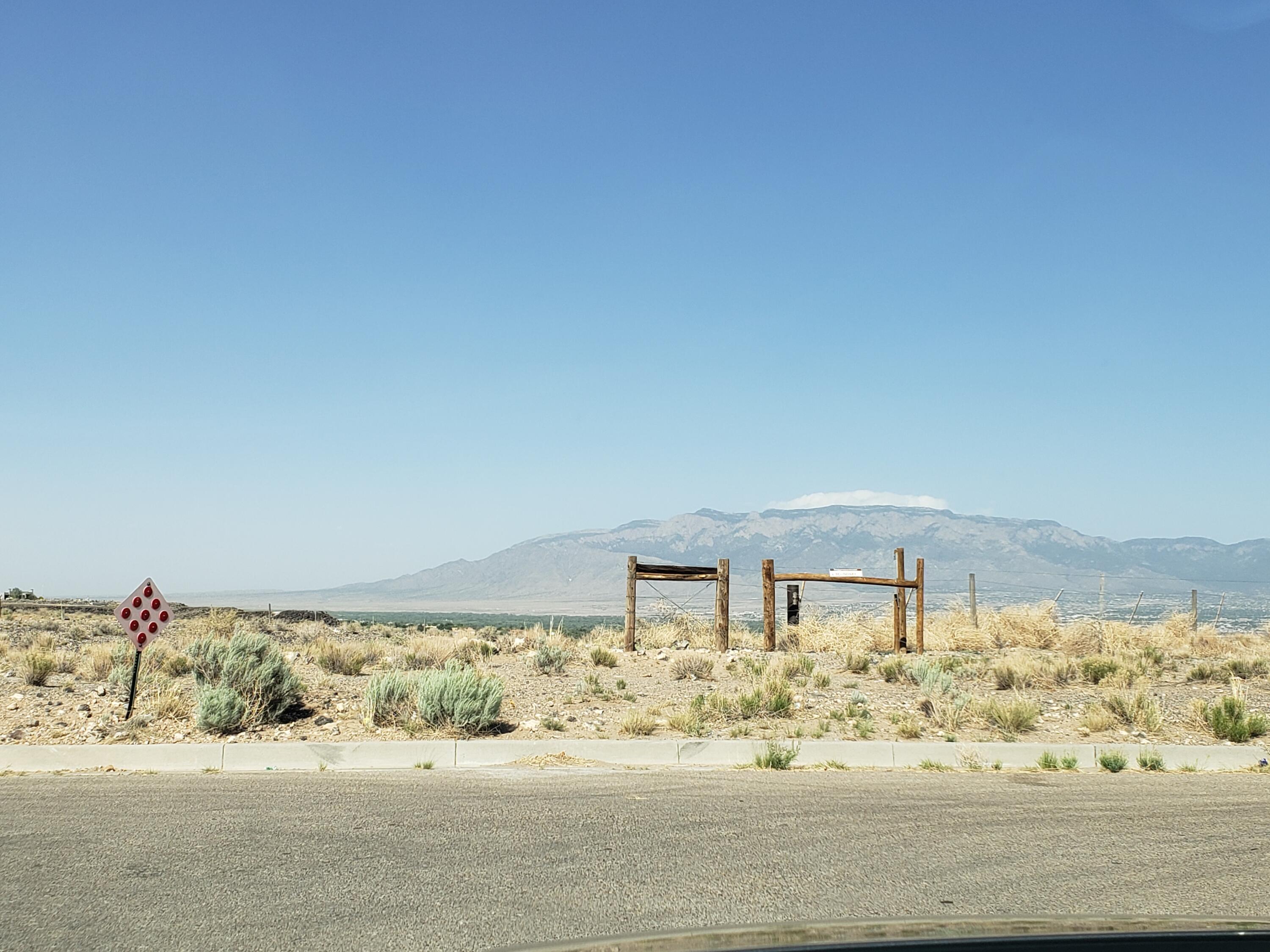 Photo 2 — 7904 MARIGOLD Drive NW