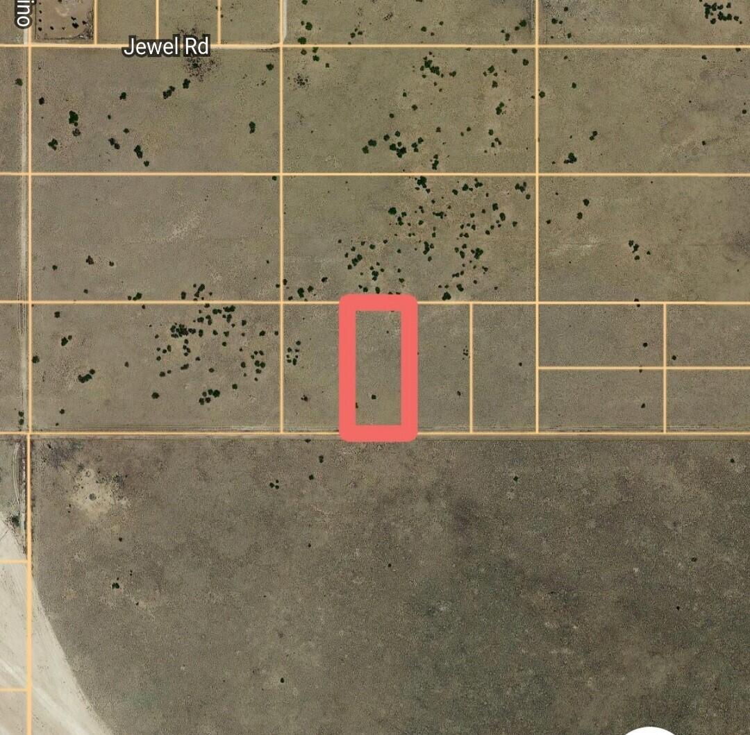 Photo 4 —  Unit 1 Lot 370 D,C,B,A