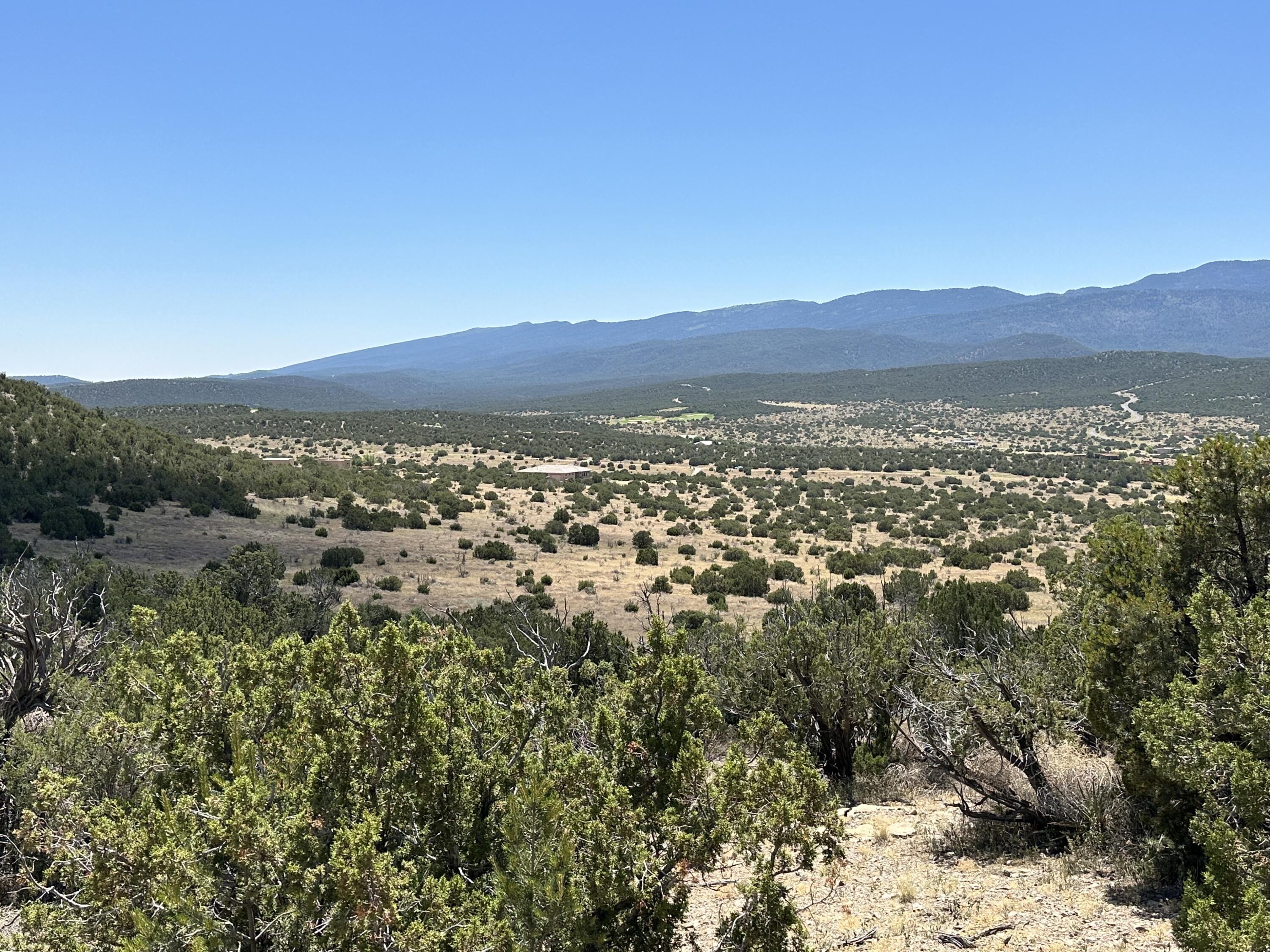 Photo 18 — 24 La Cantera