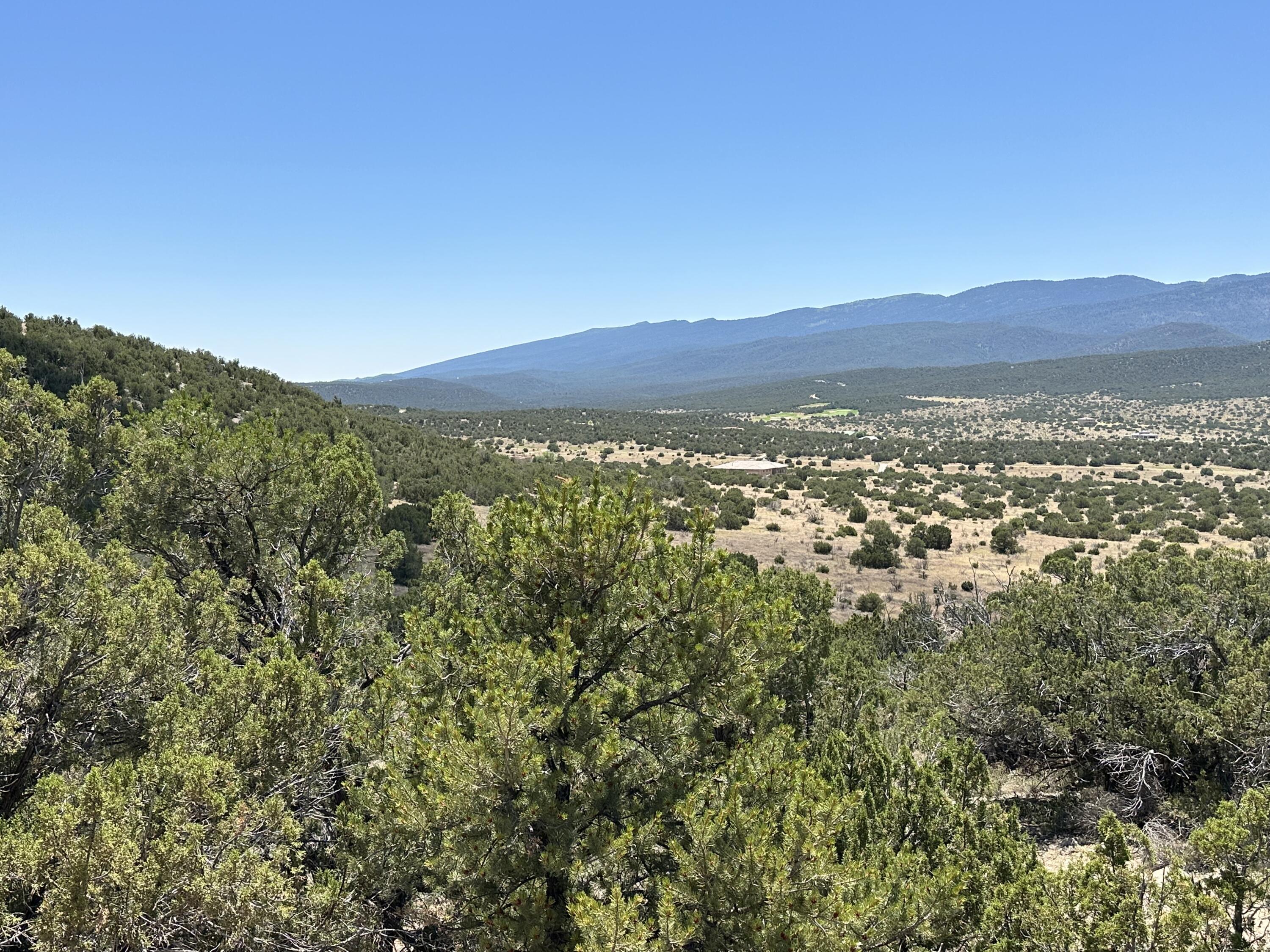 Photo 19 — 24 La Cantera