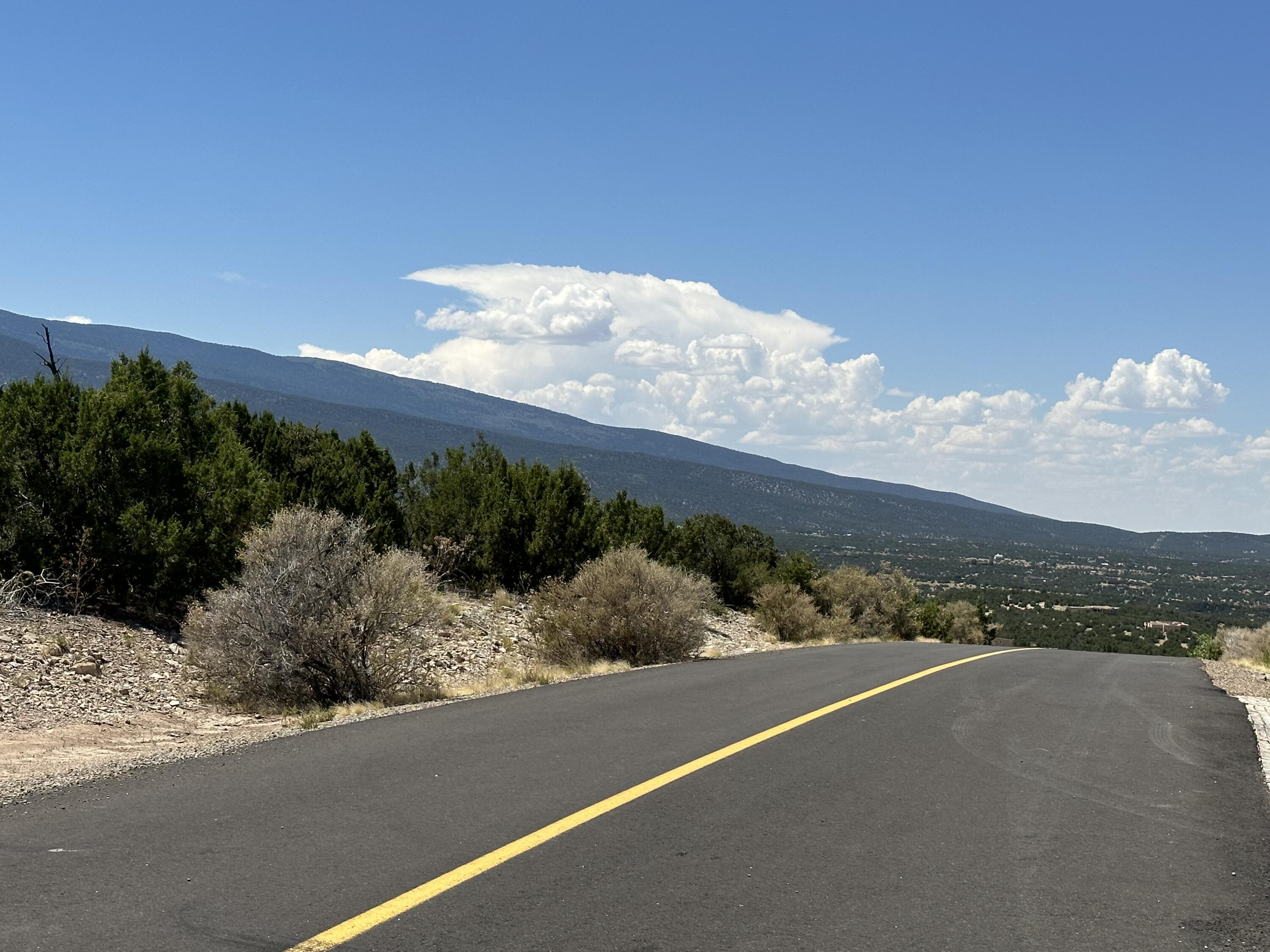 Photo 2 — 24 La Cantera
