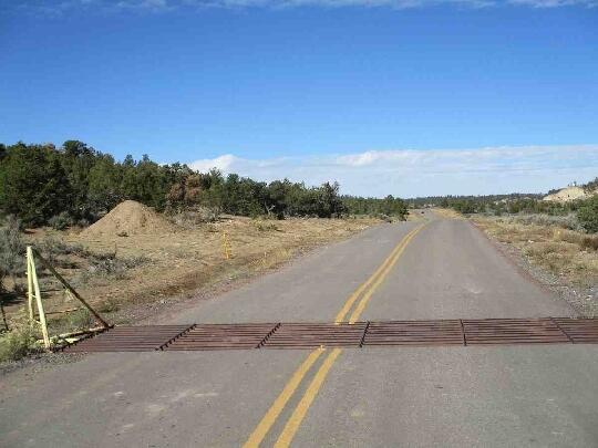 Photo 12 —  Cubita - Cuba Mesa Road