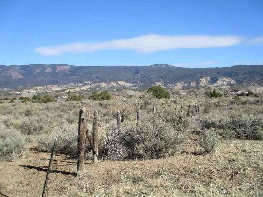Photo 2 —  Cubita - Cuba Mesa Road