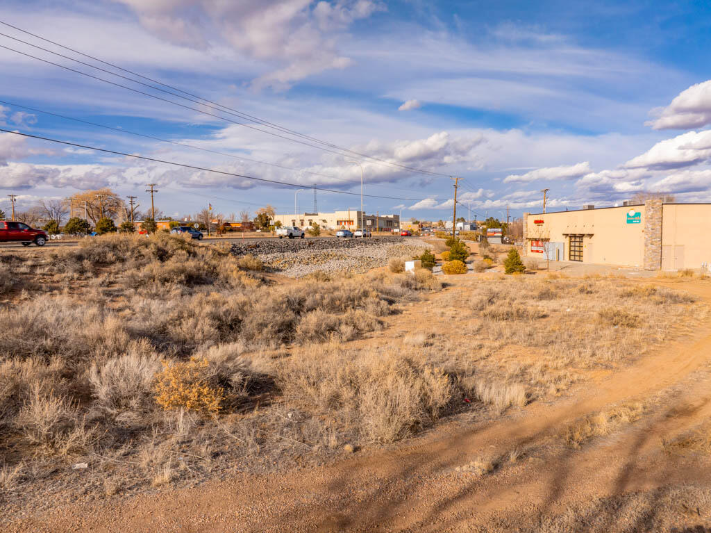 Photo 7 — 6680 Cerrillos Road
