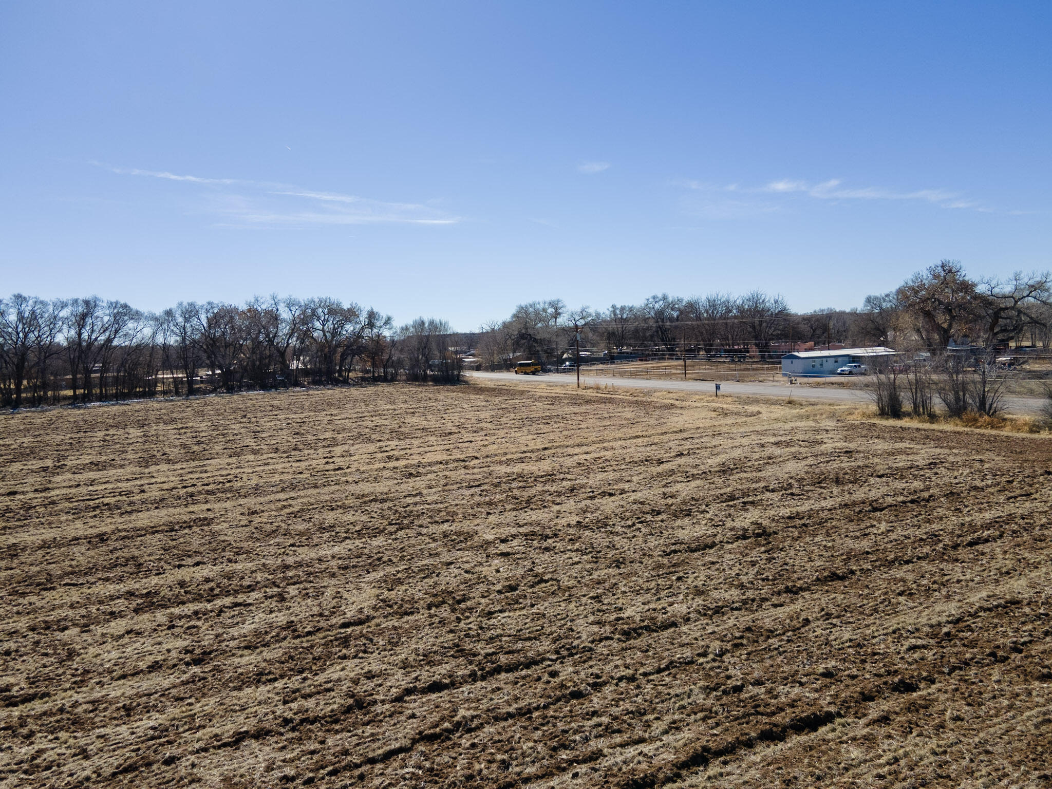 Photo 9 — 6830 Isleta Boulevard SW