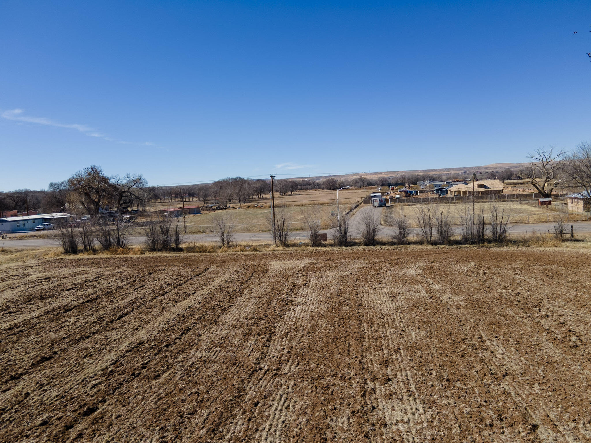 Photo 8 — 6830 Isleta Boulevard SW