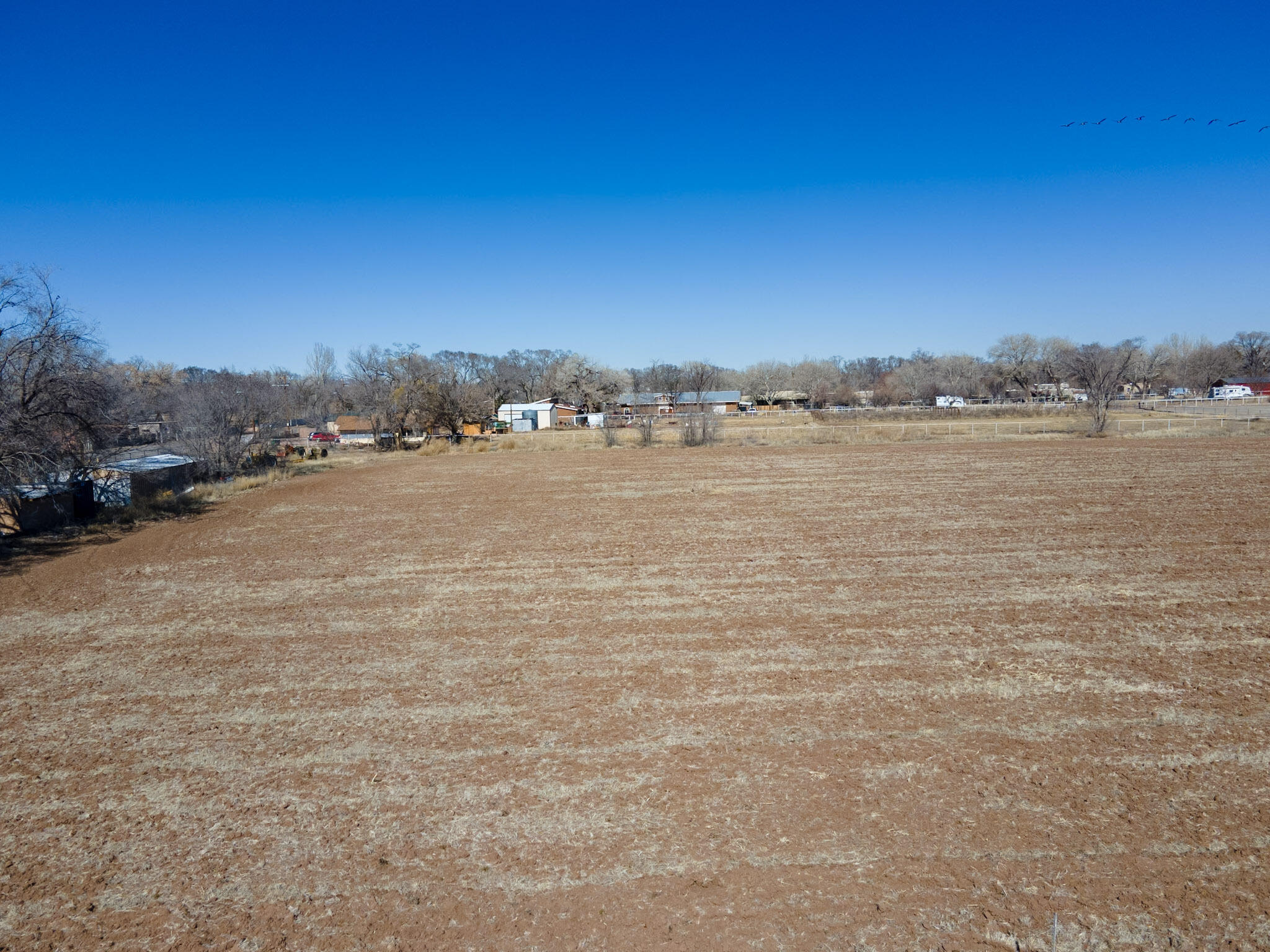 Photo 6 — 6830 Isleta Boulevard SW