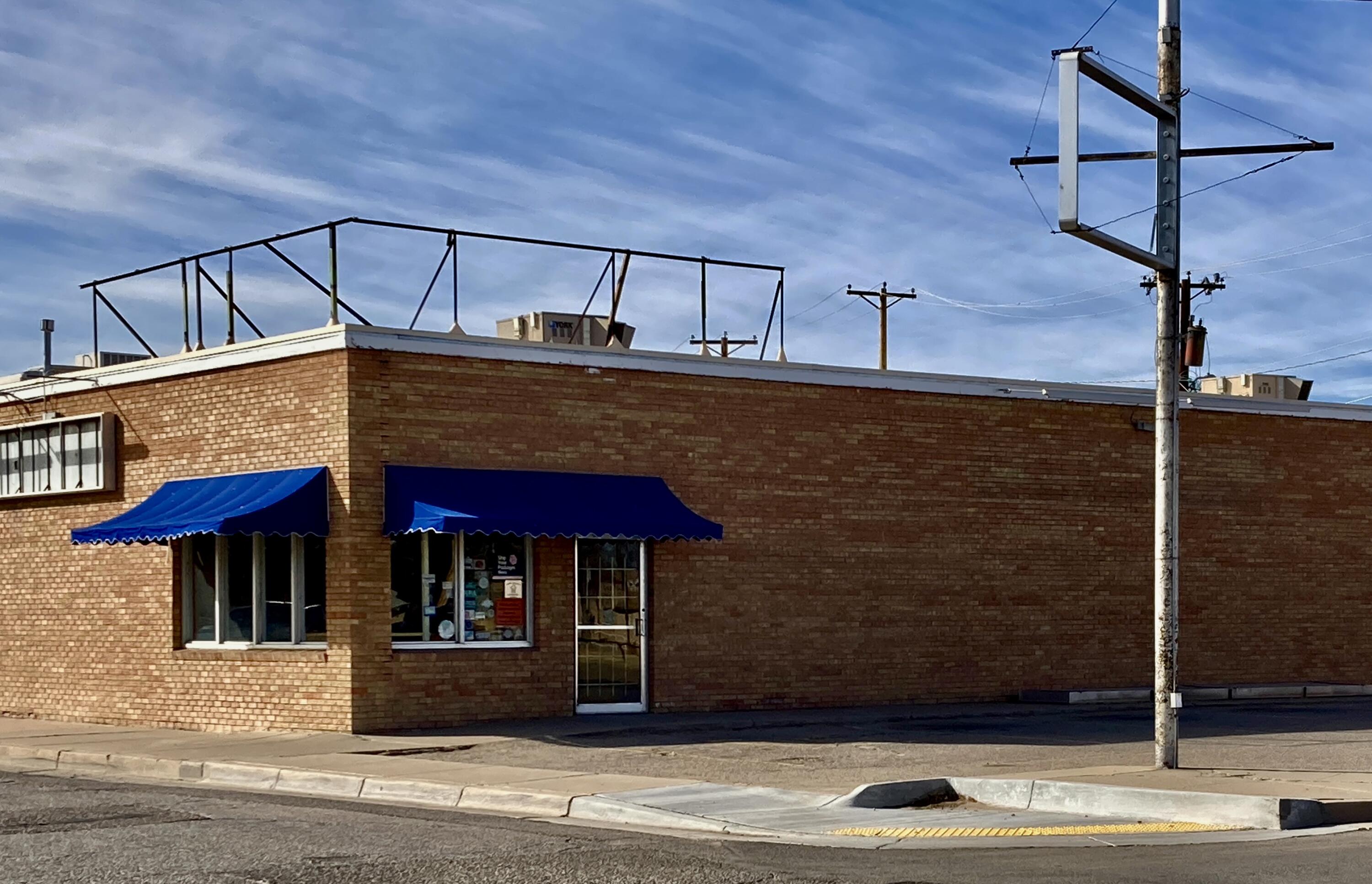 Photo 3 — 600 Dalies Avenue