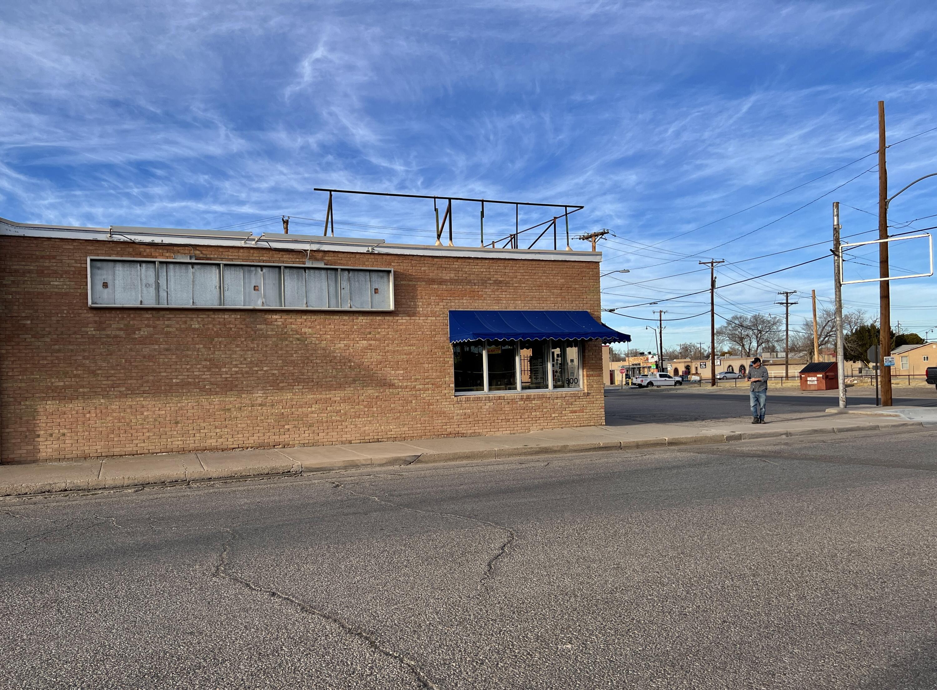 Photo 4 — 600 Dalies Avenue