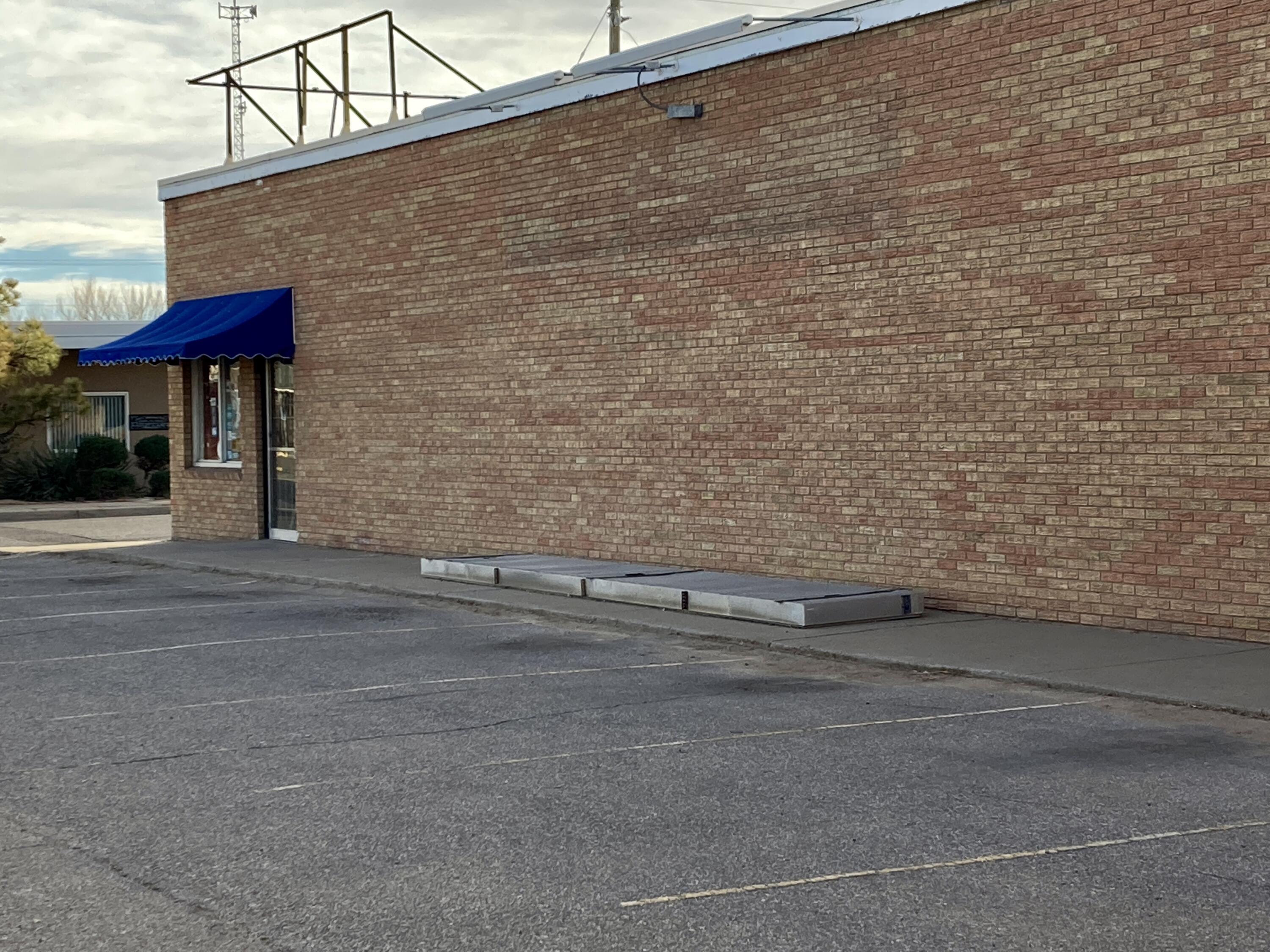Photo 9 — 600 Dalies Avenue