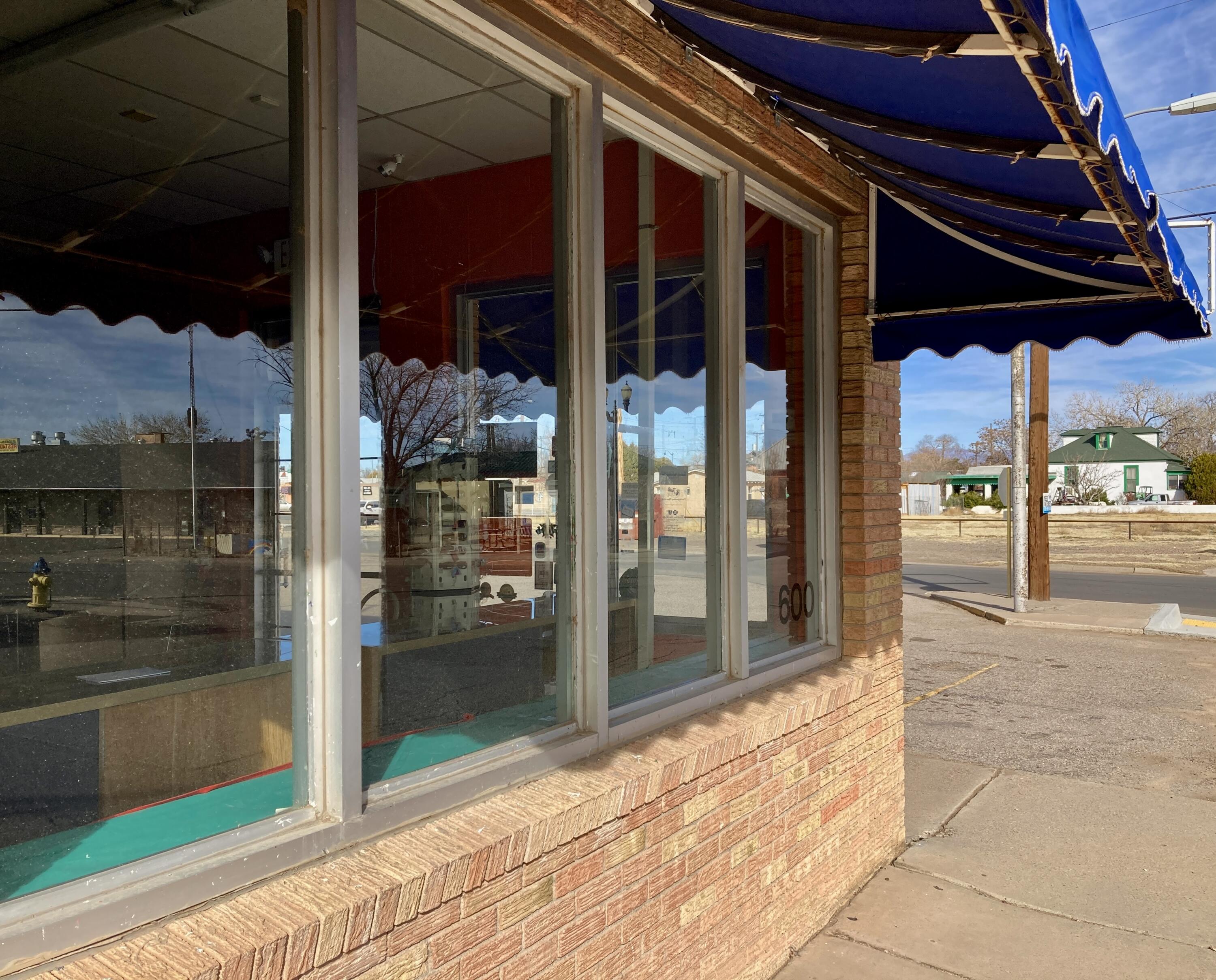Photo 11 — 600 Dalies Avenue