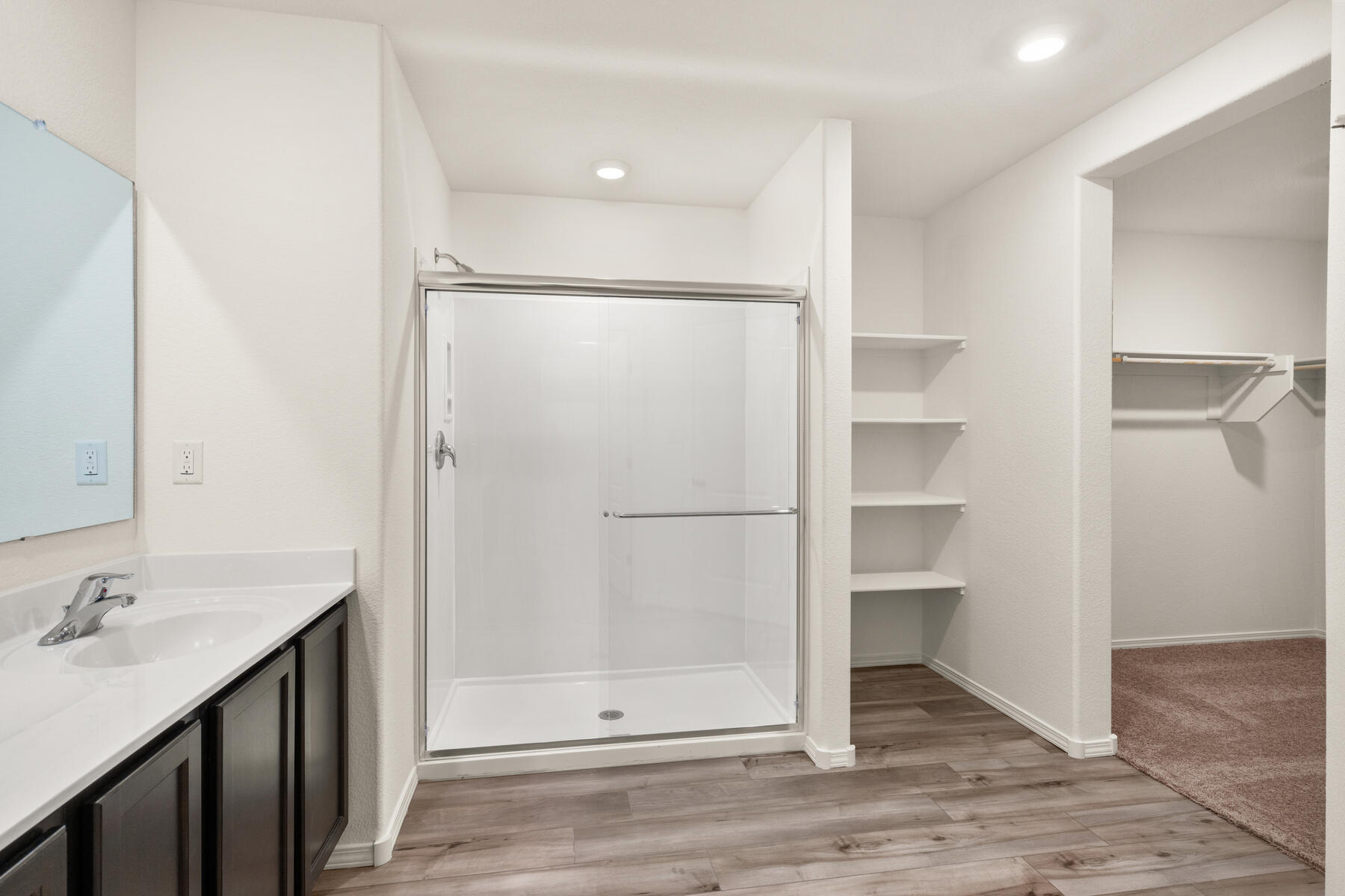 Photo 4 — 5129 Findley Street SW