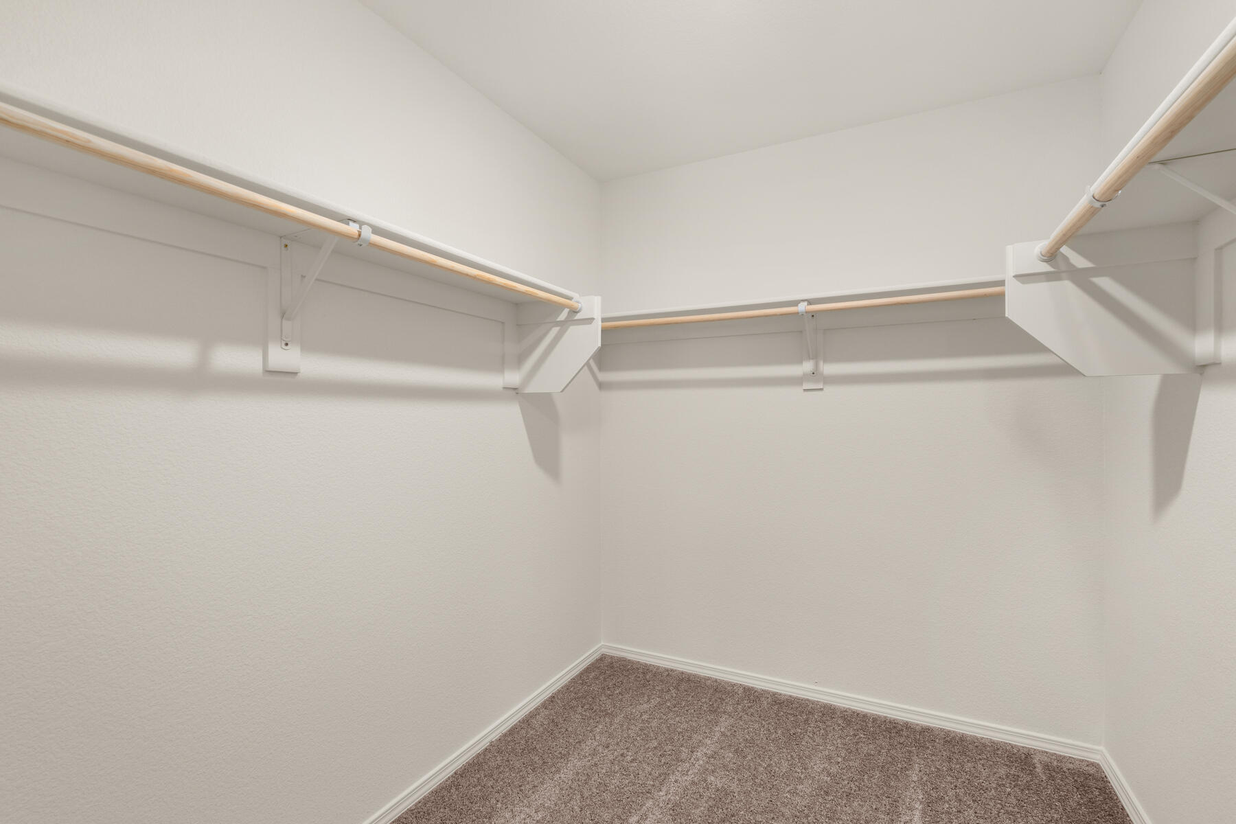 Photo 5 — 5129 Findley Street SW