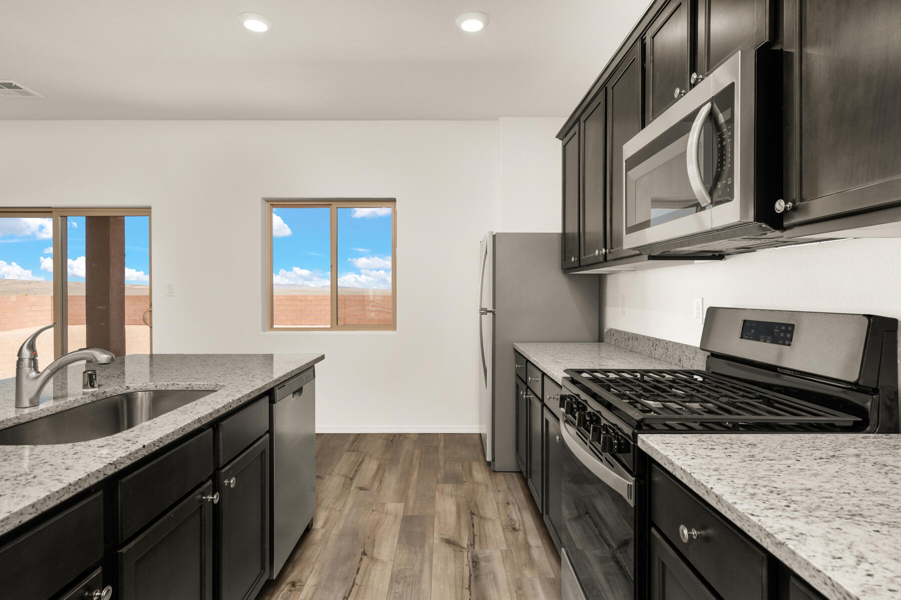 Photo 11 — 5129 Findley Street SW