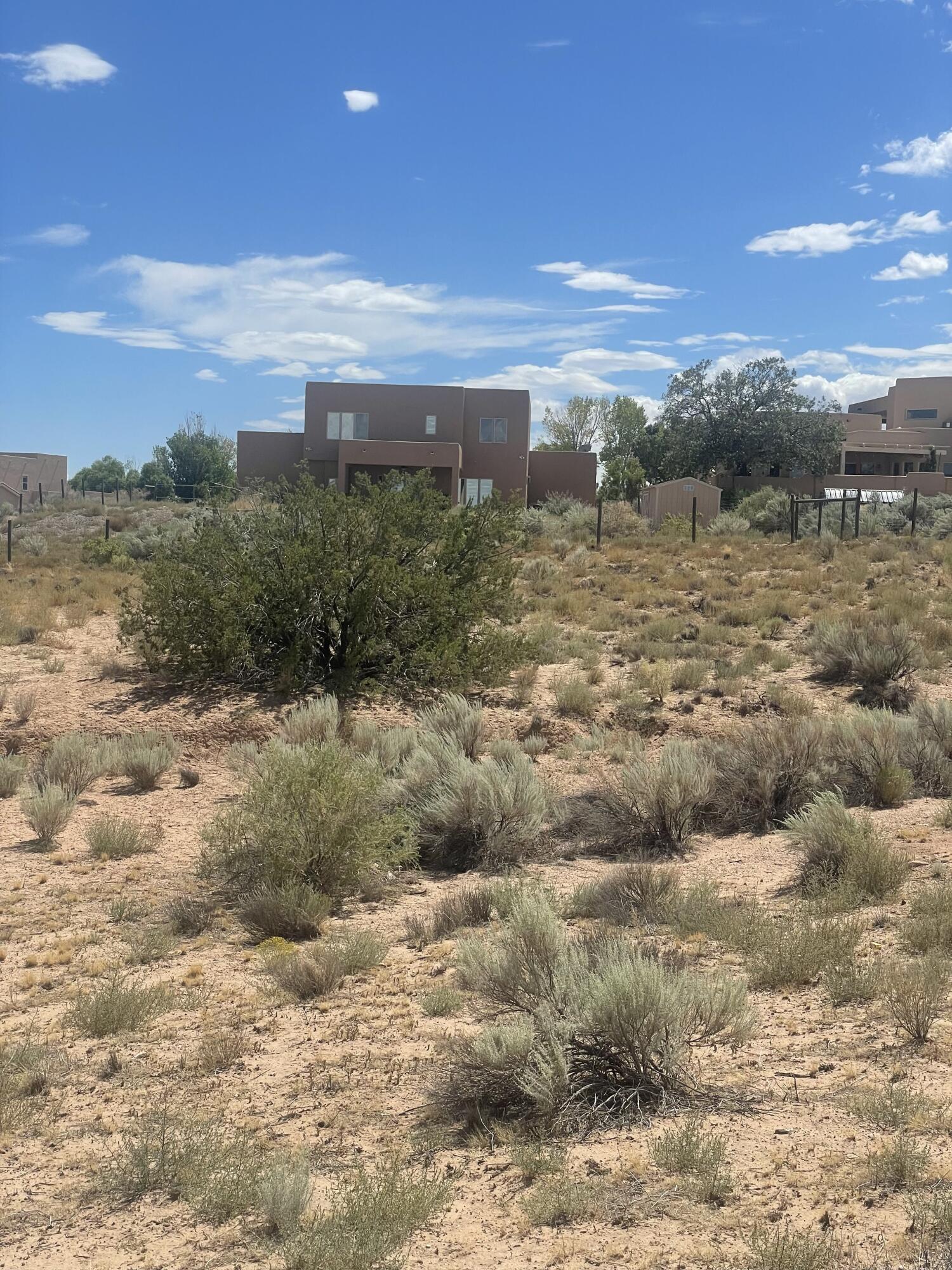 Photo 4 — 6912 Chapingo Road NE