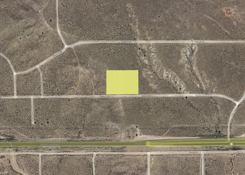 Photo 5 —  FALCON (21 B110 L33,34,35,36) Road NE