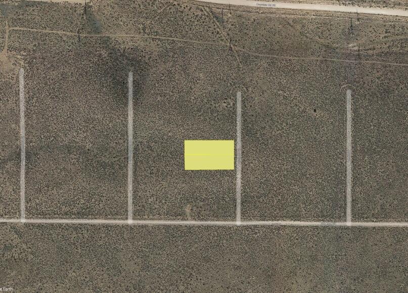 Photo 7 —  REYADO (U21 B27 L15,16) Court NE