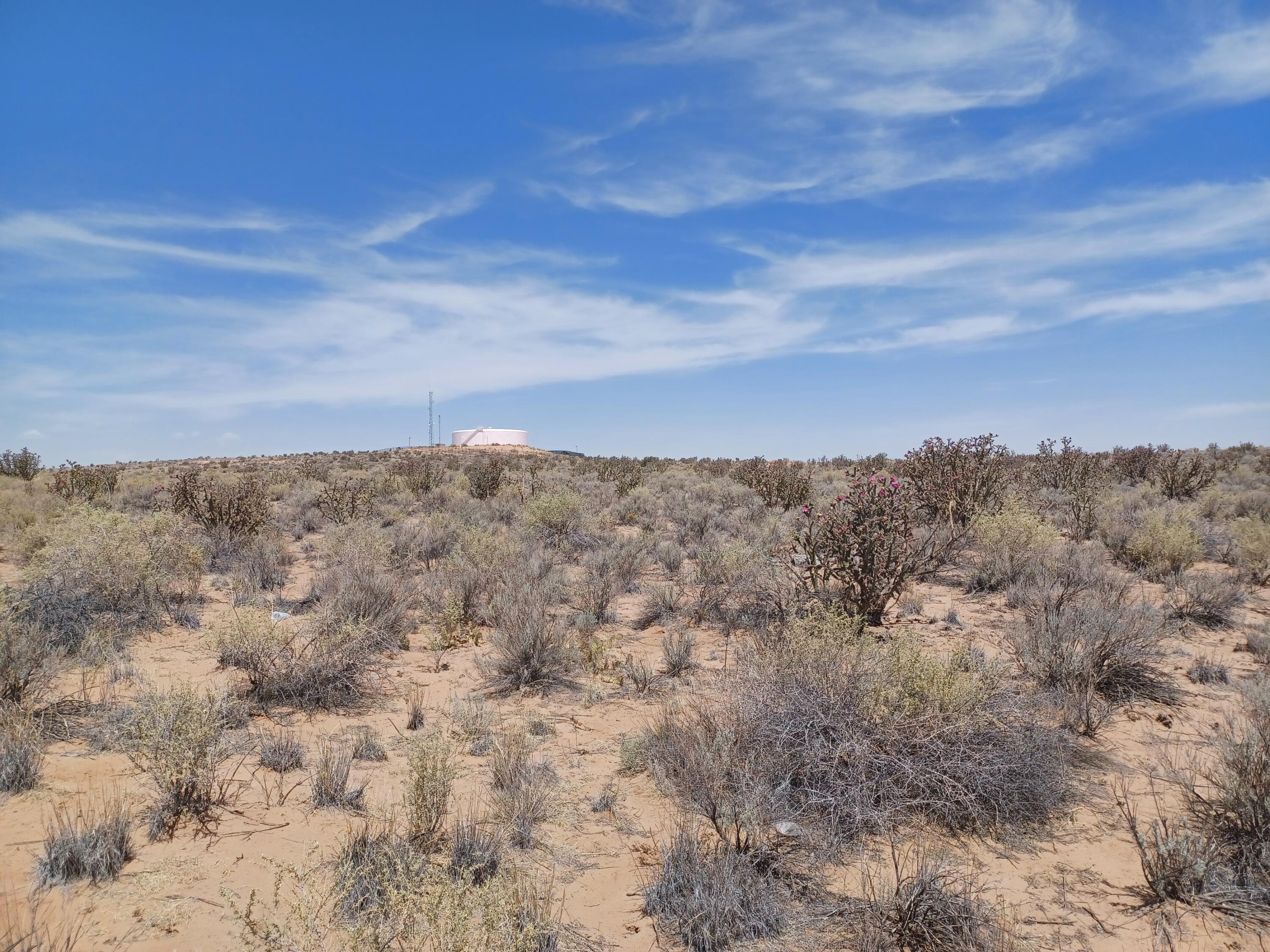 Photo 5 — 3728 HIGHLONESOME Drive NE