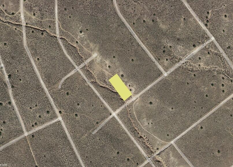 Photo 6 —  MAGENTA (U20, B51, L25A) Road NE