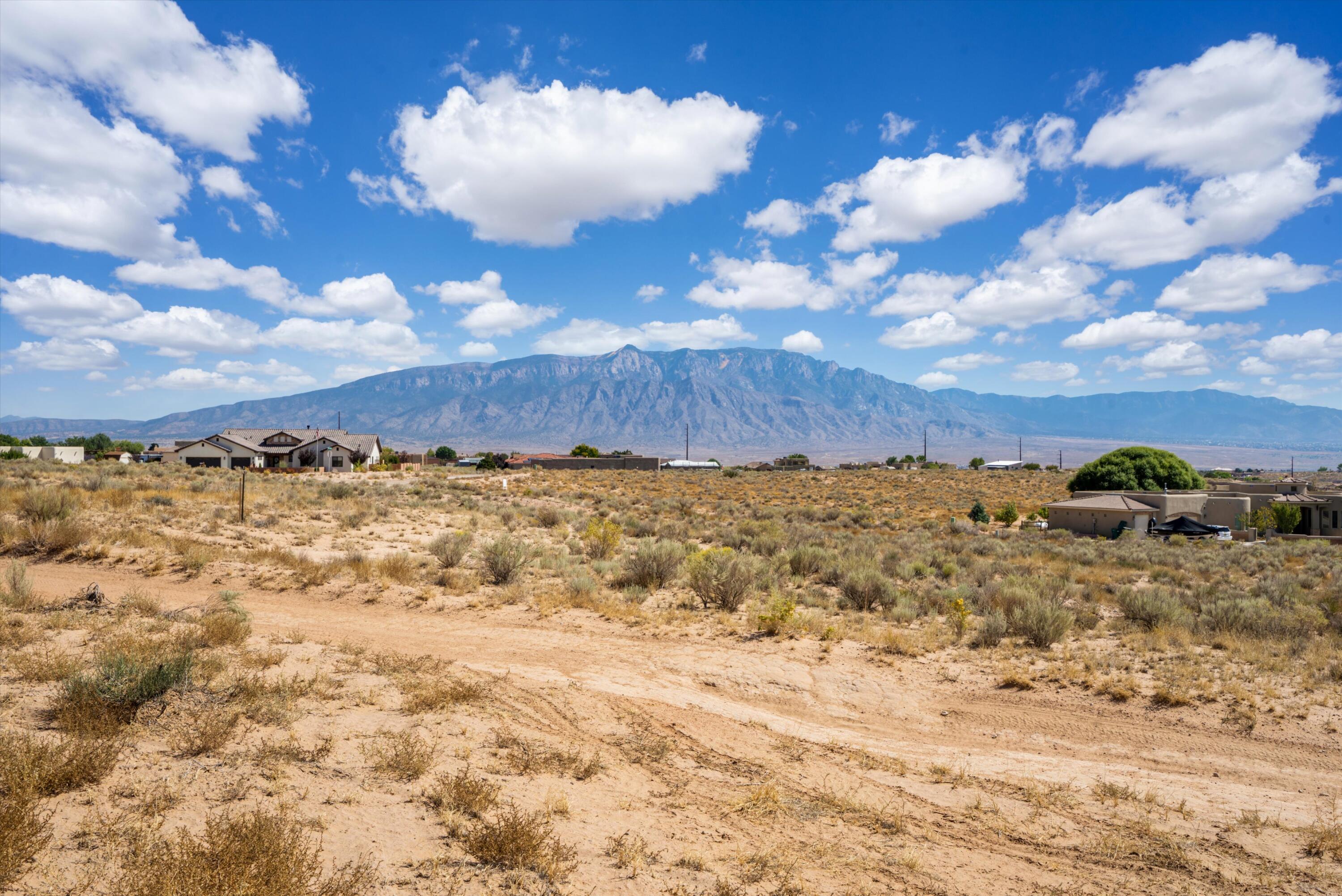 Photo 4 — 1720 Palm Road NE