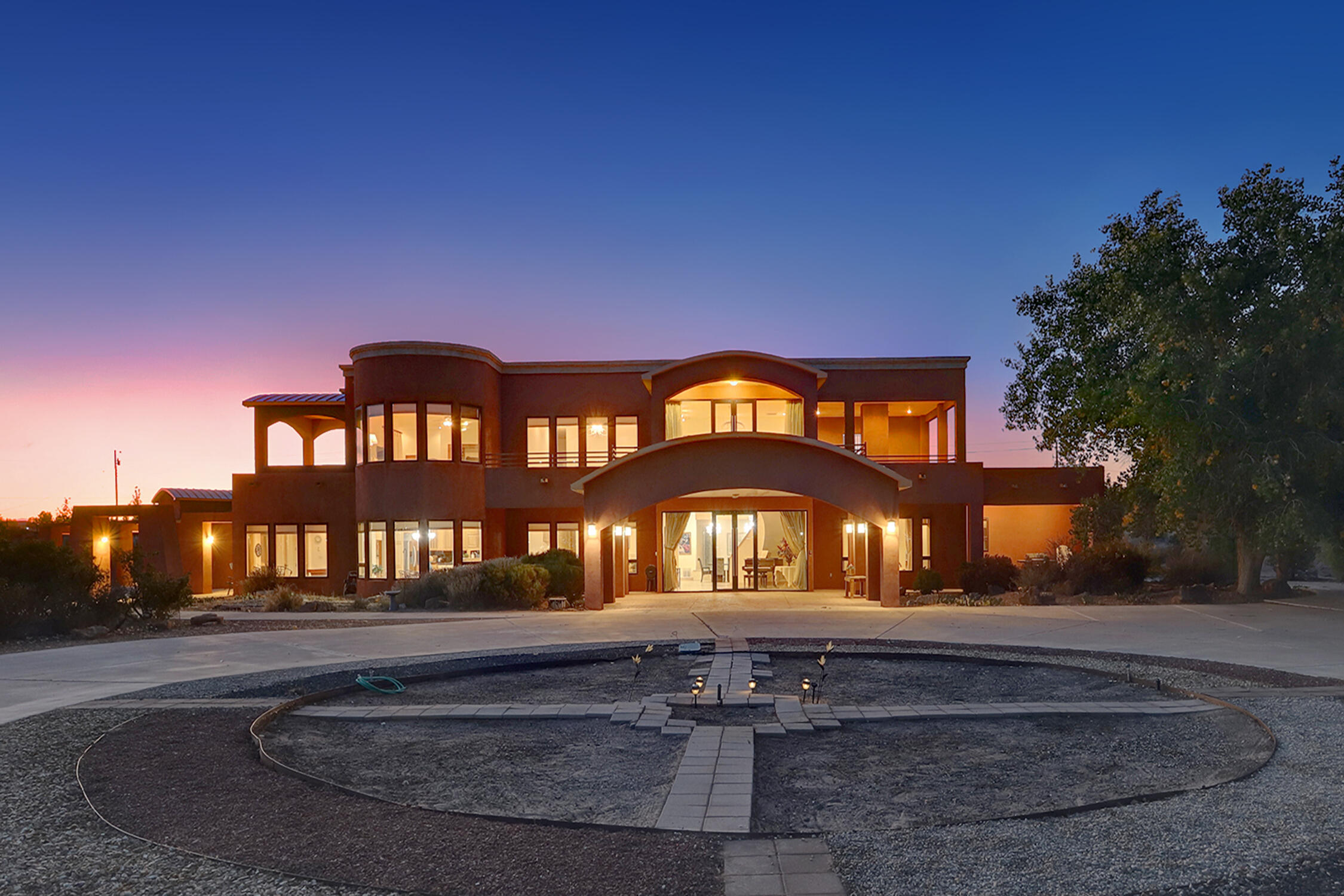 Photo 11 — 6301 COORS Boulevard NW