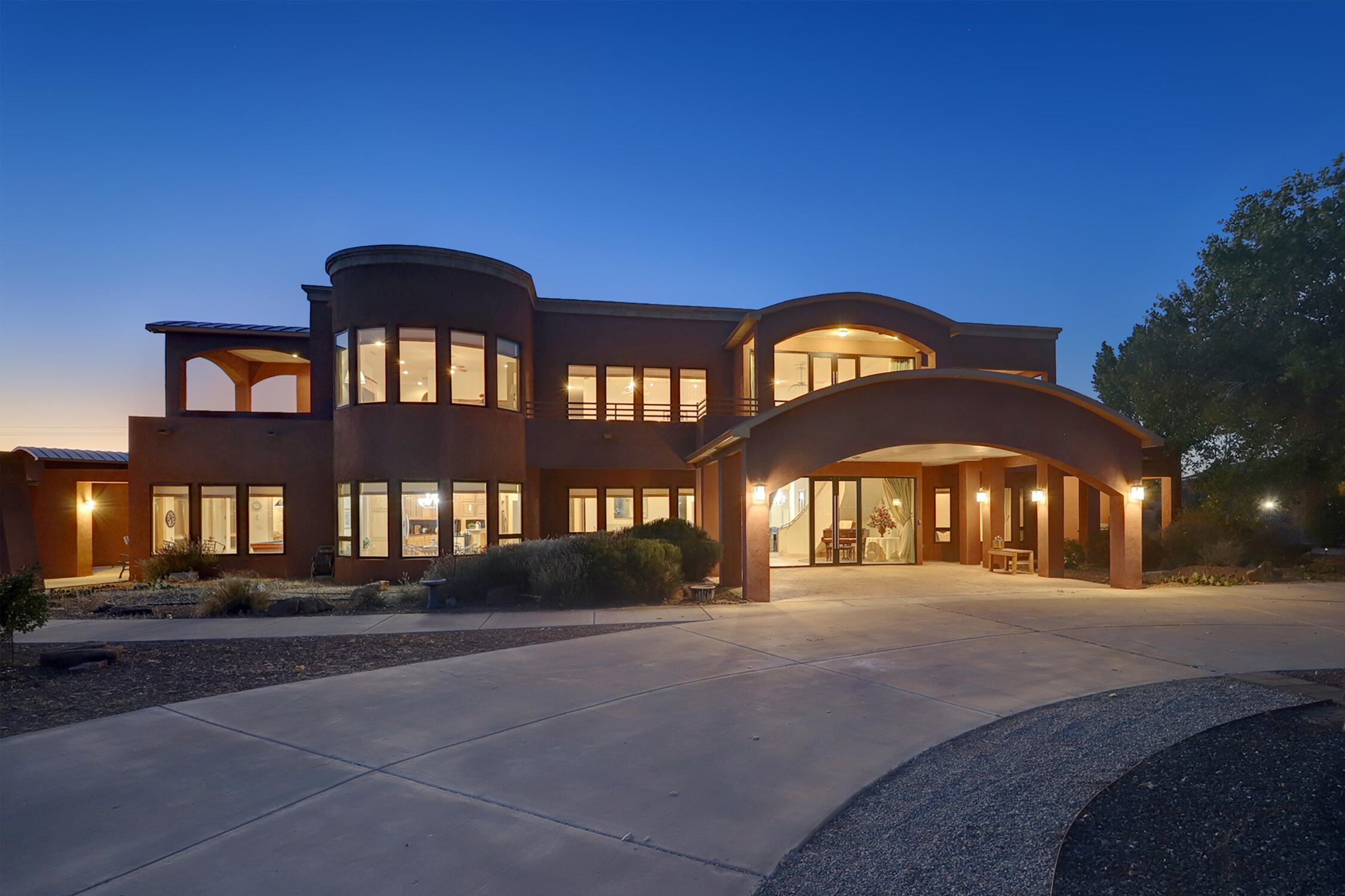 Photo 12 — 6301 COORS Boulevard NW