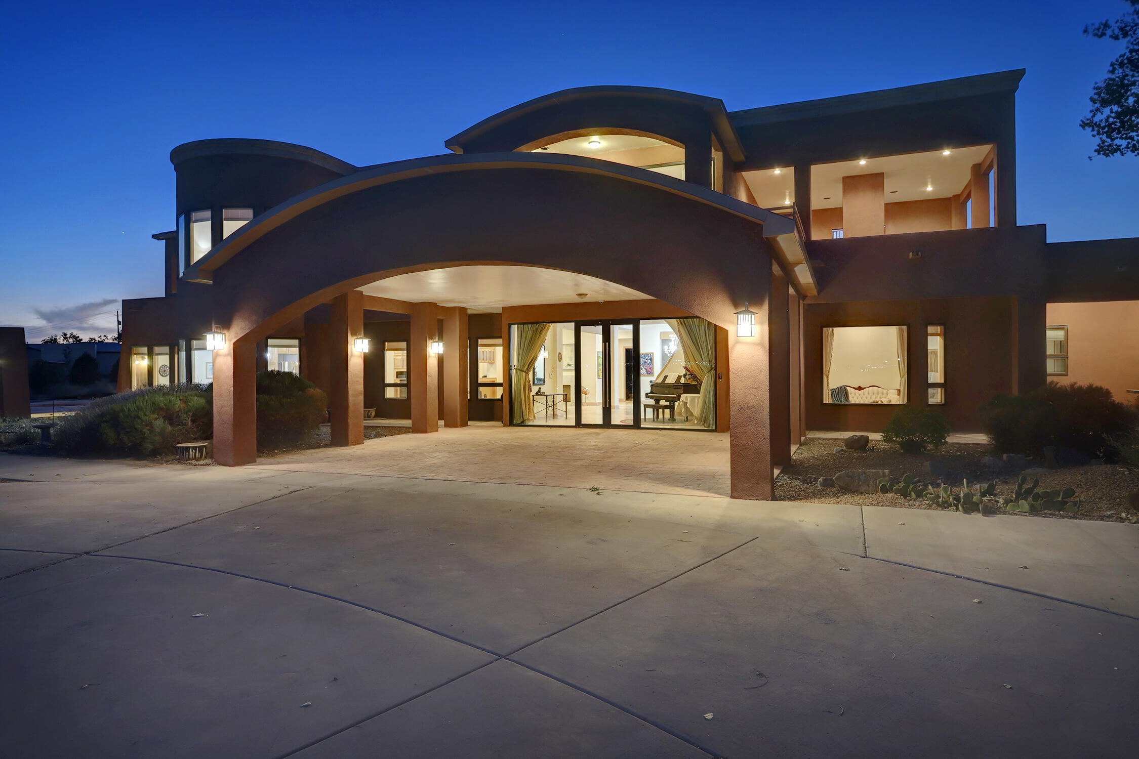 Photo 14 — 6301 COORS Boulevard NW