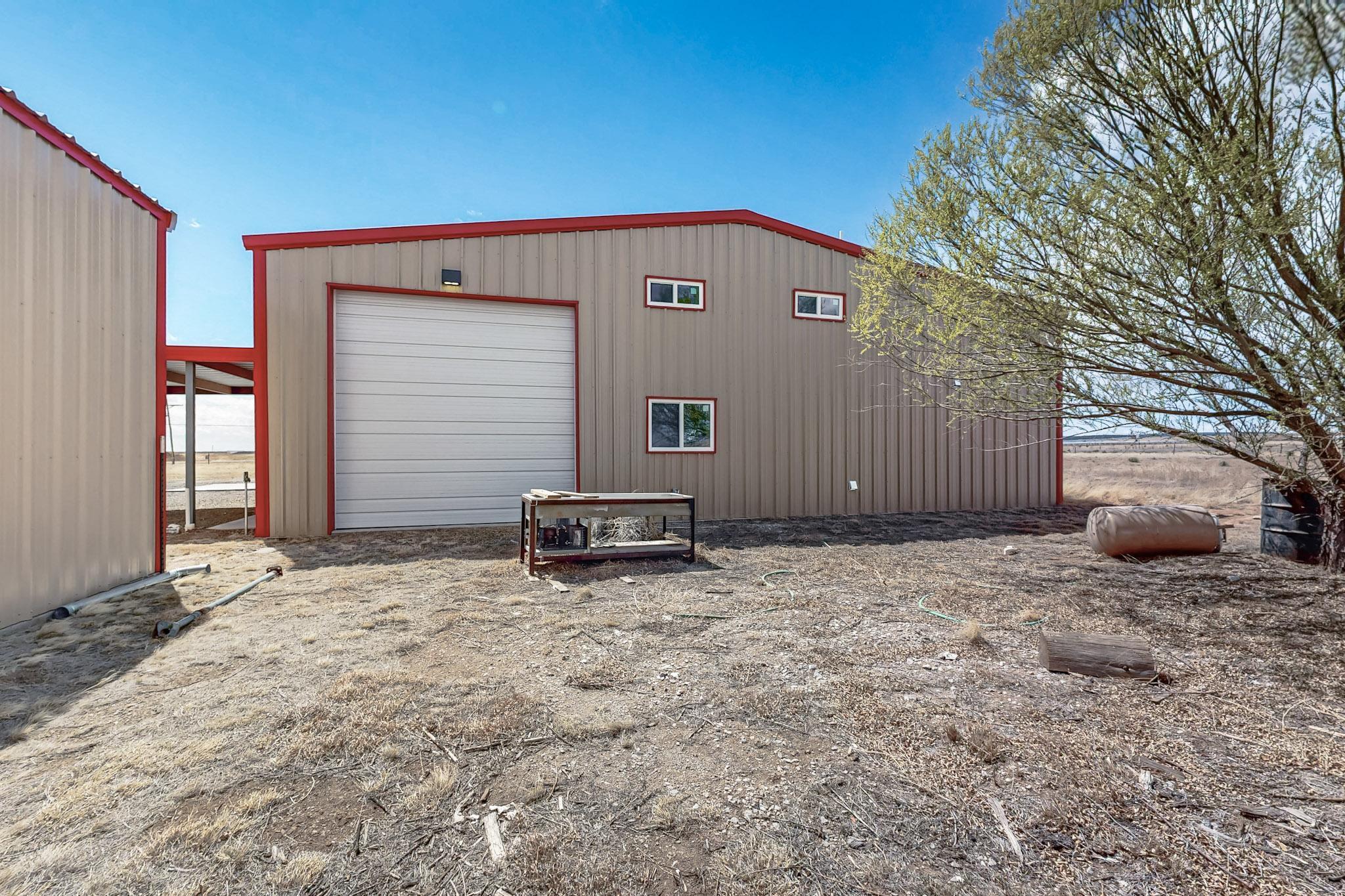 Photo 5 — 111 N CORVIN Court