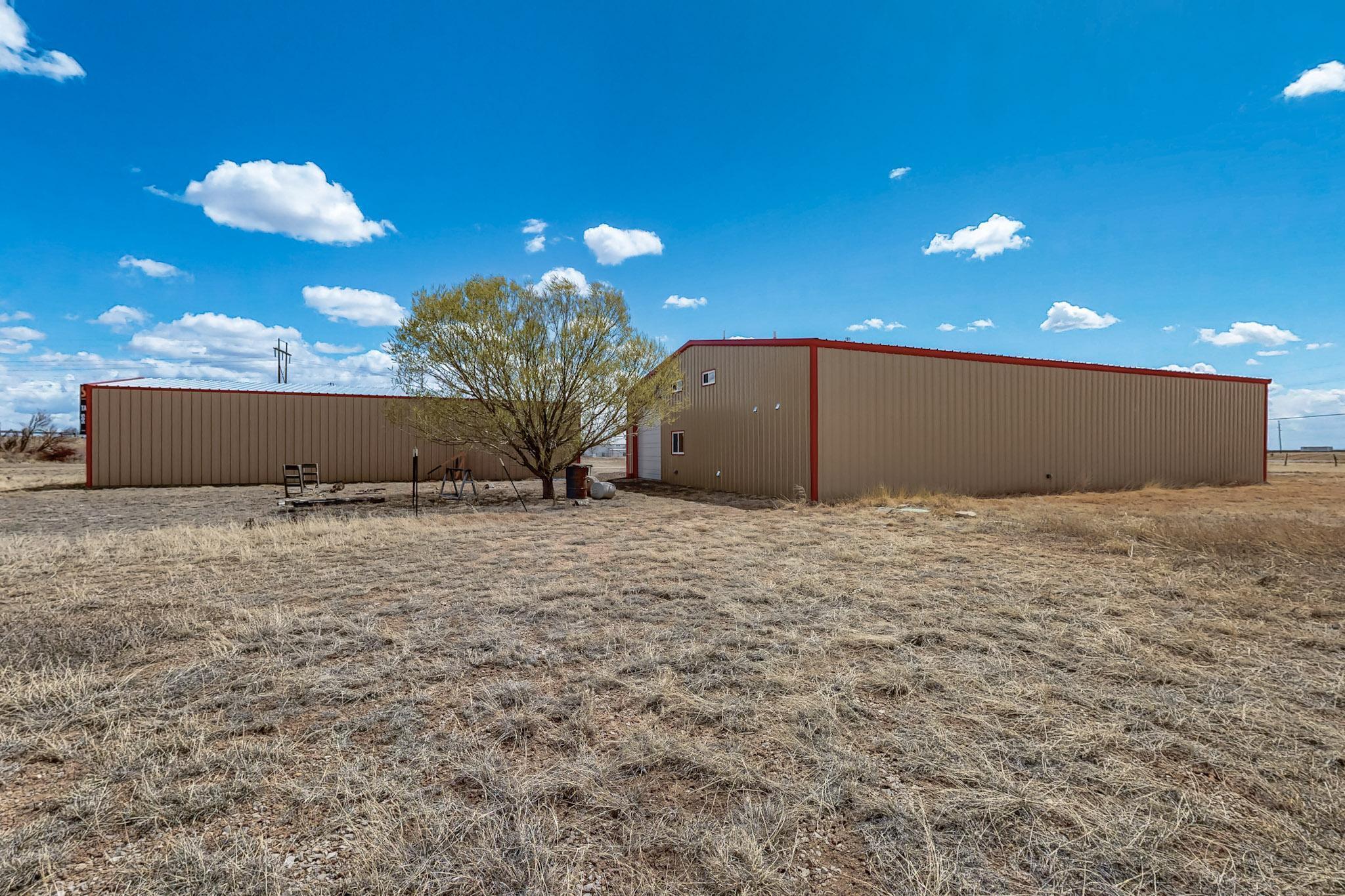 Photo 6 — 111 N CORVIN Court