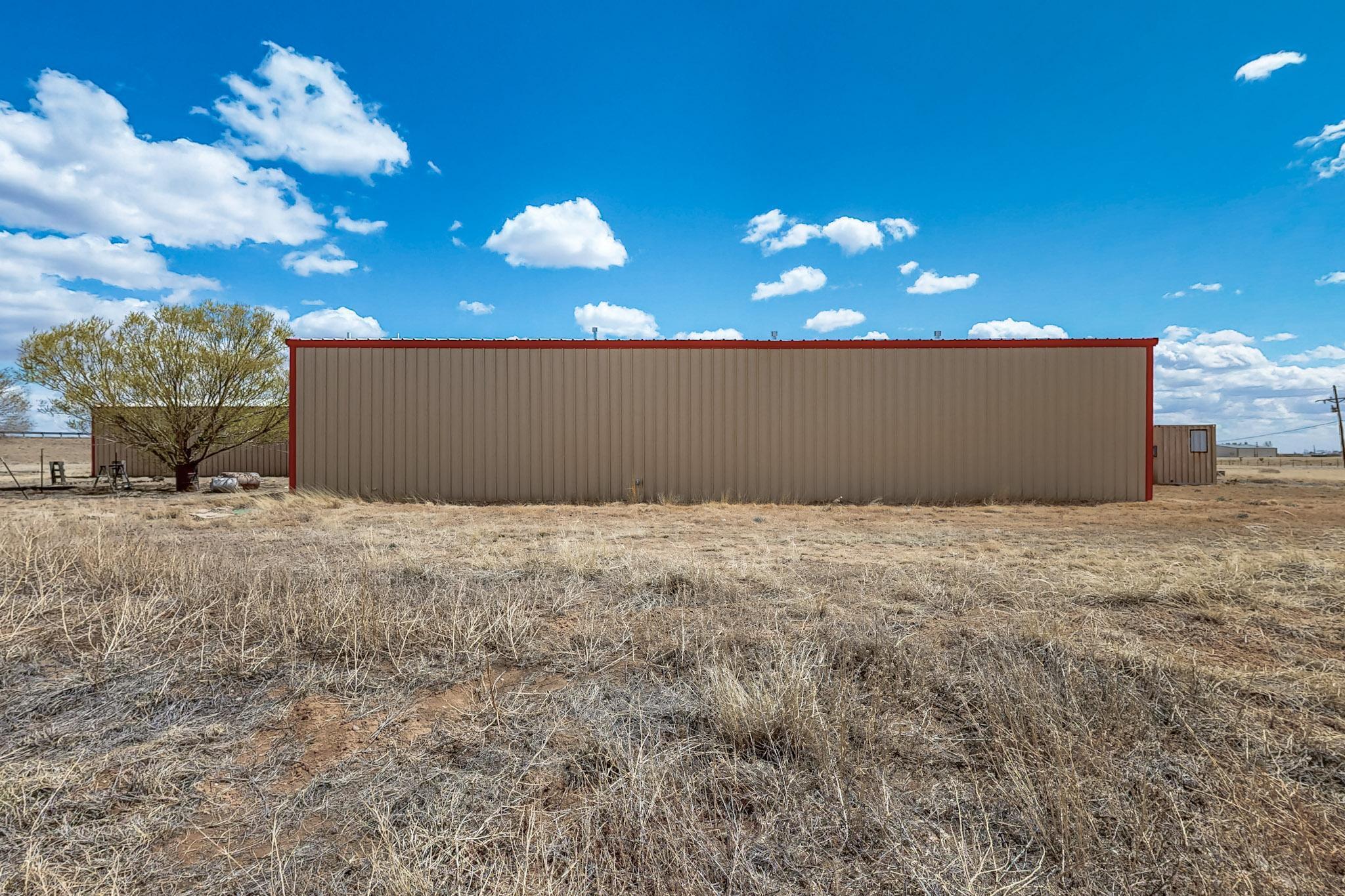 Photo 7 — 111 N CORVIN Court
