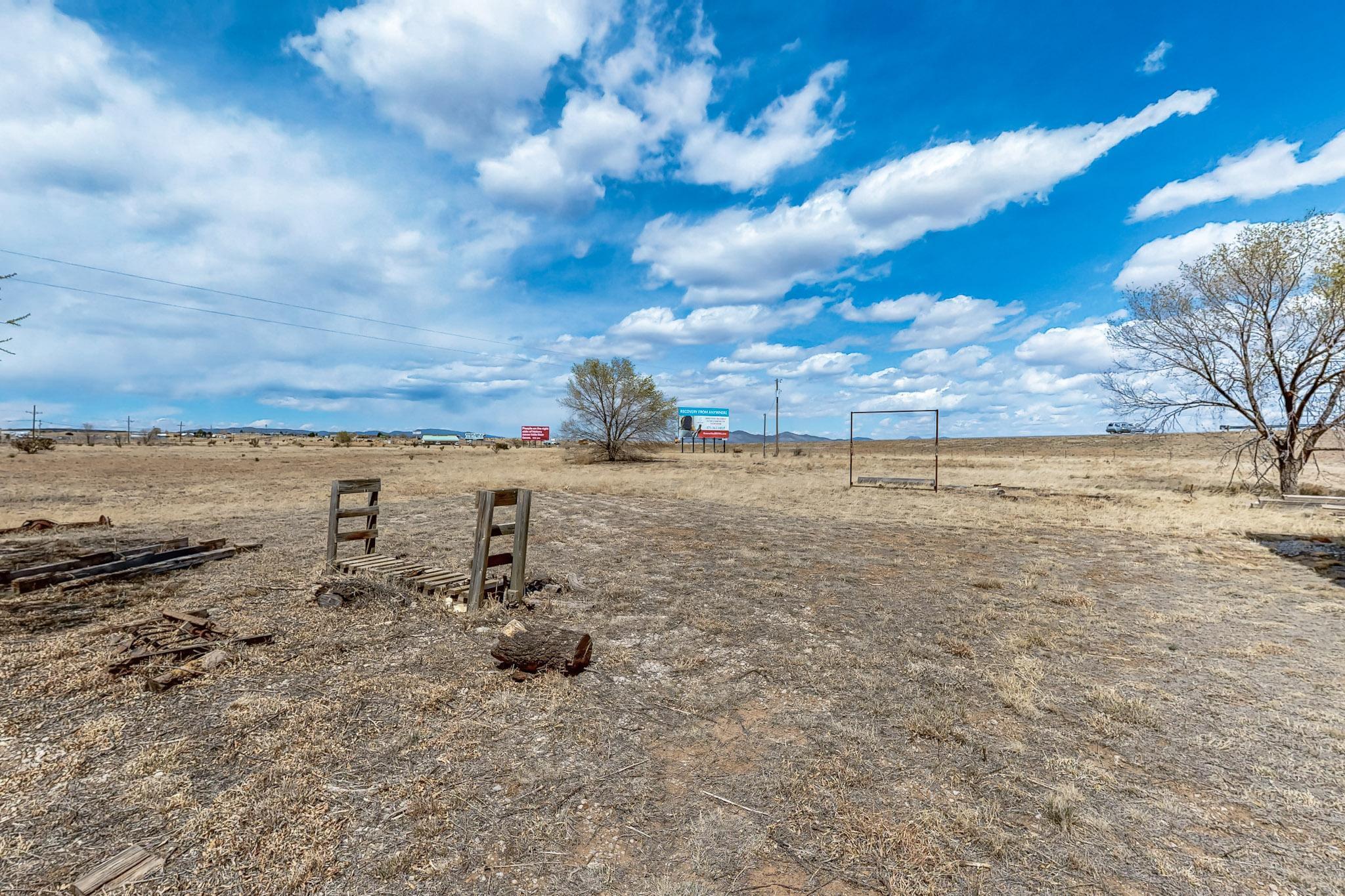 Photo 9 — 111 N CORVIN Court