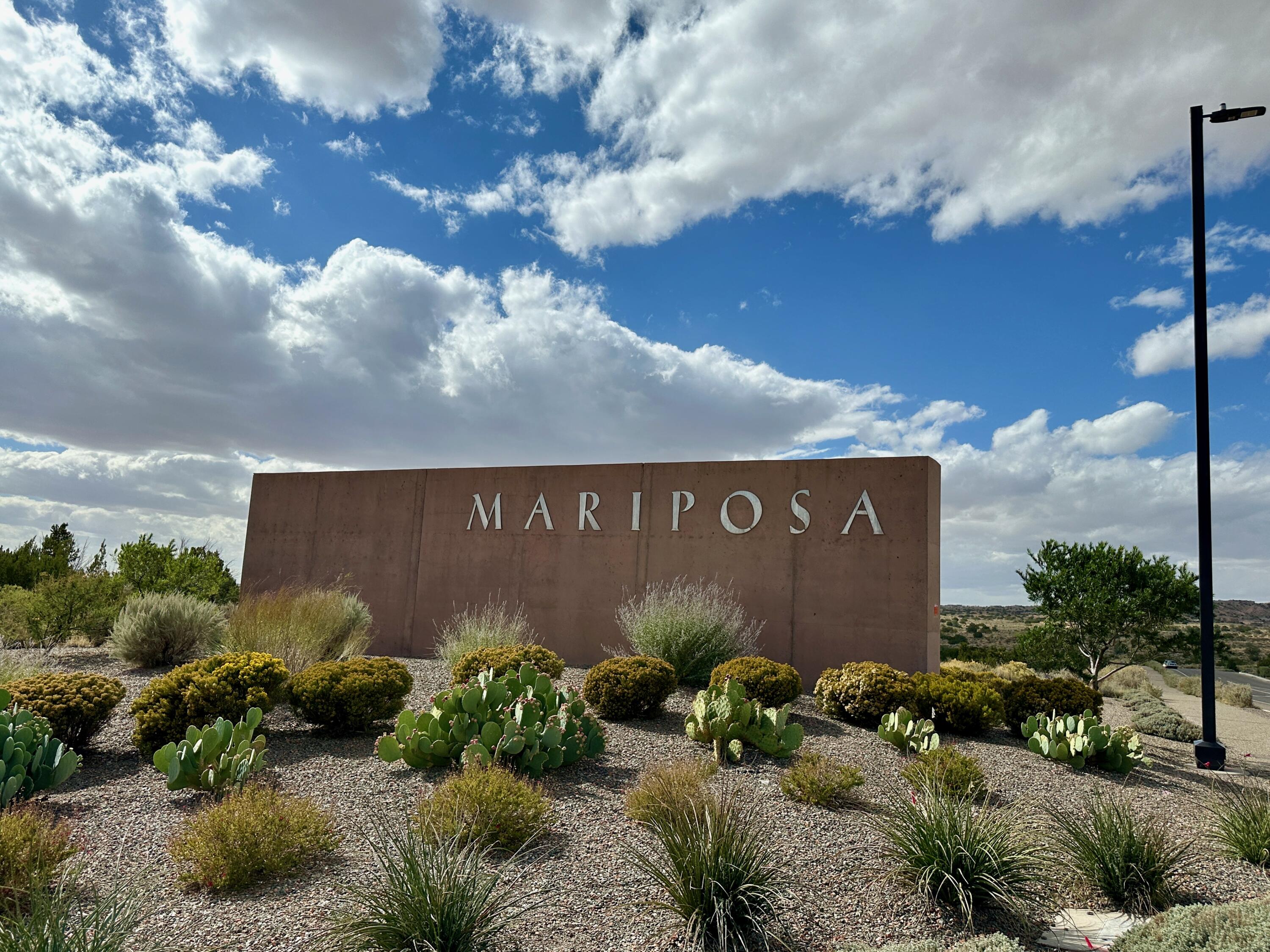 Photo 2 — 2313 DESERT MARIGOLD Road NE