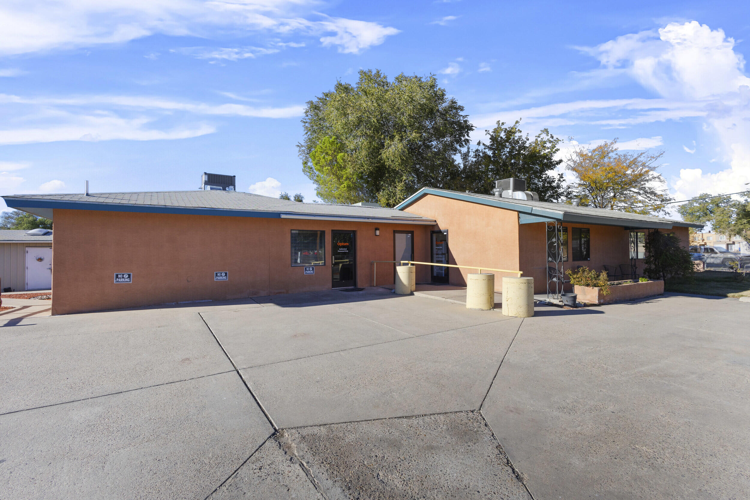 111 & 127 Sandoval Road
