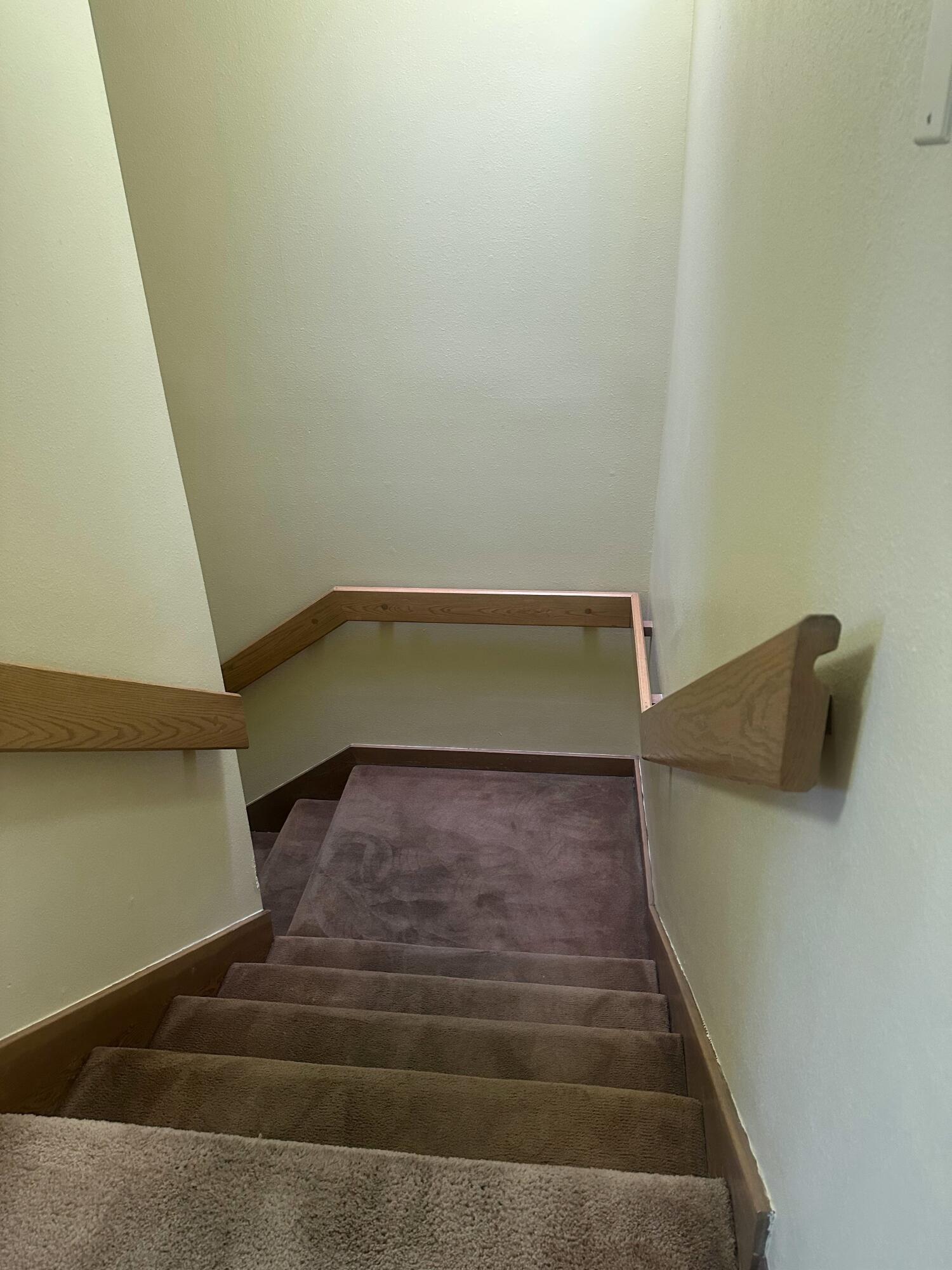 Photo 2 — 3007 LOUISIANA Boulevard NE
