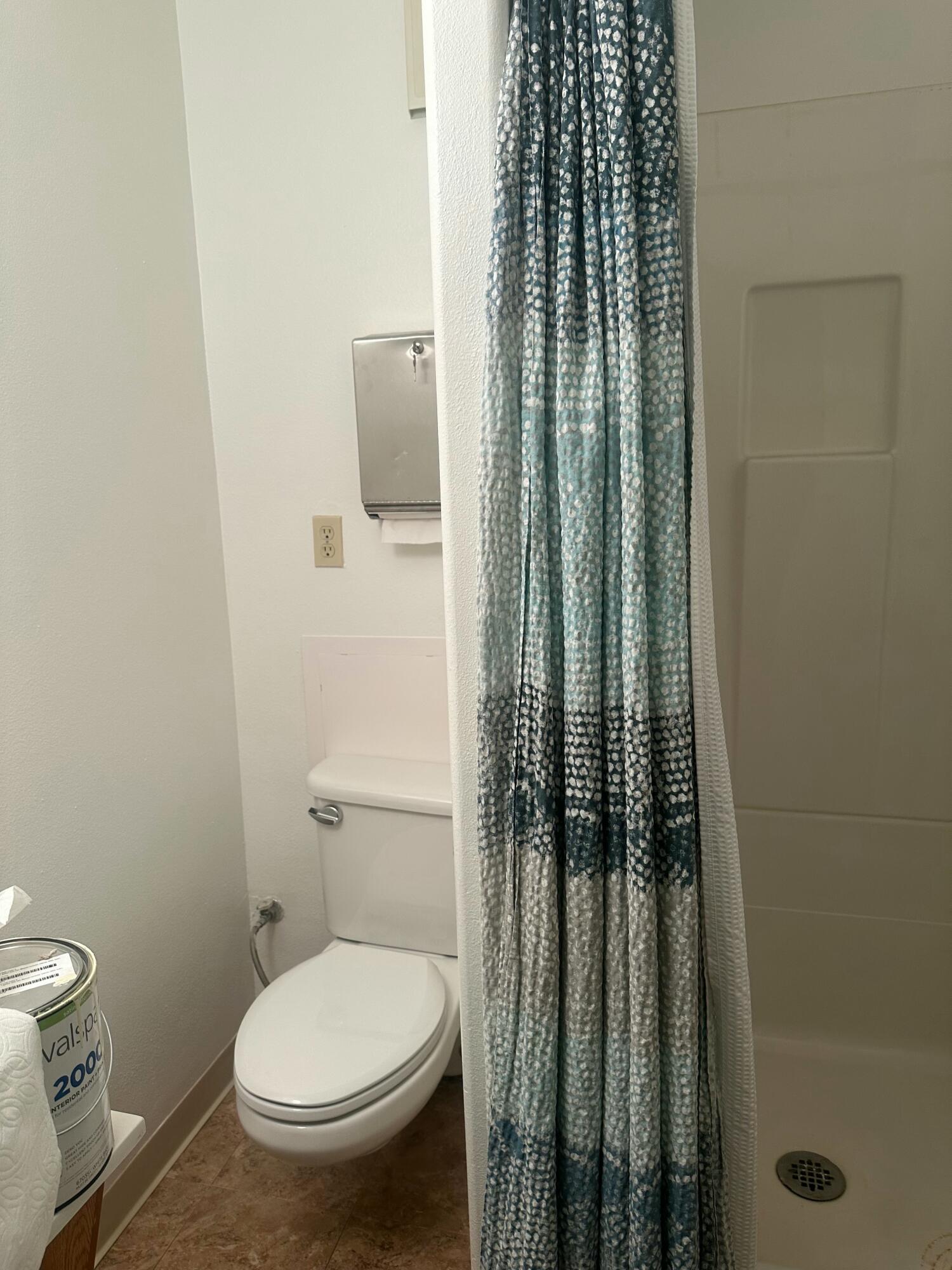 Photo 6 — 3007 LOUISIANA Boulevard NE
