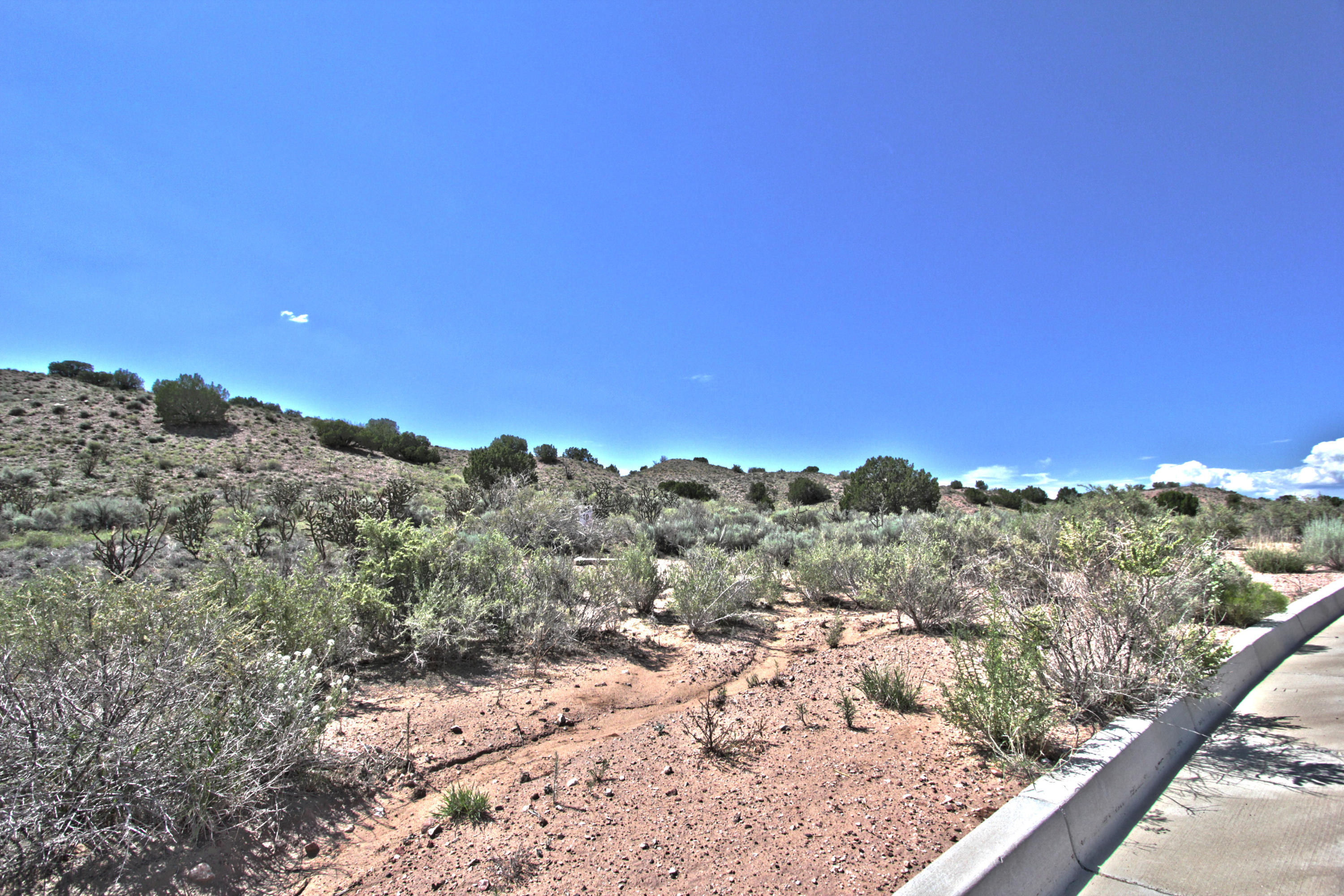 Photo 11 — 5725 Highland Meadows Drive NE