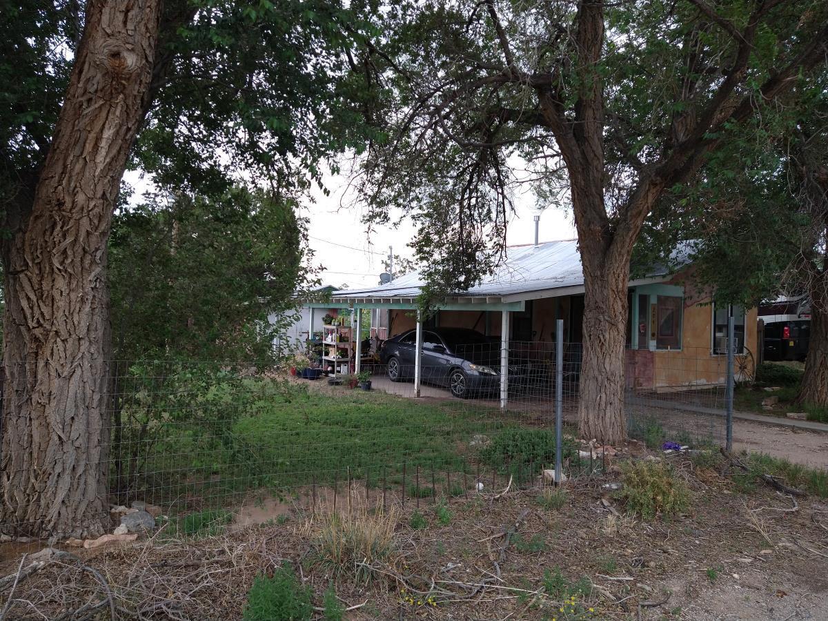 Photo 14 — 204 S LIMIT Avenue