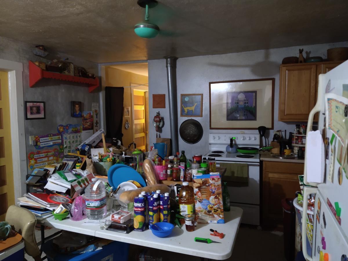 Photo 8 — 204 S LIMIT Avenue