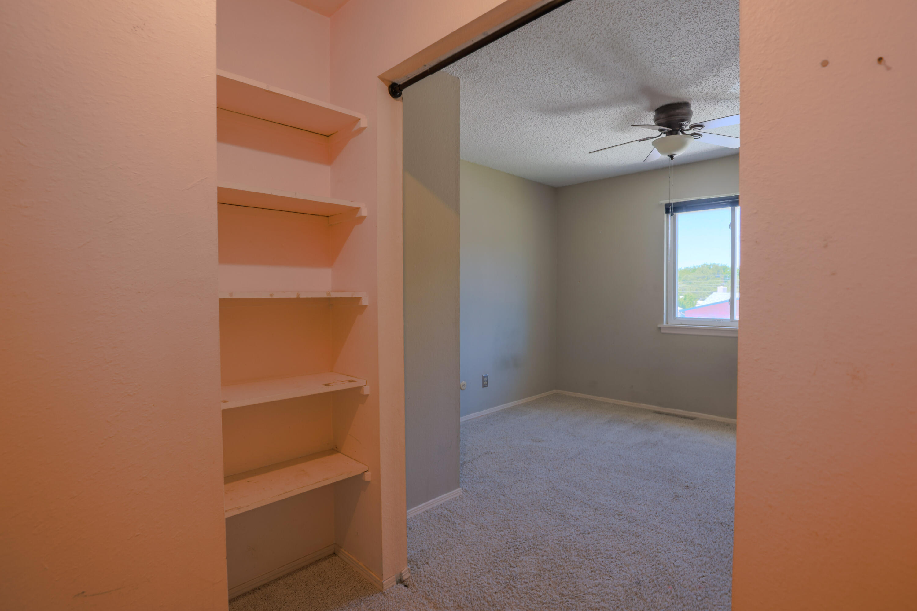 Photo 9 — 7908 SIERRA AZUL Avenue NE