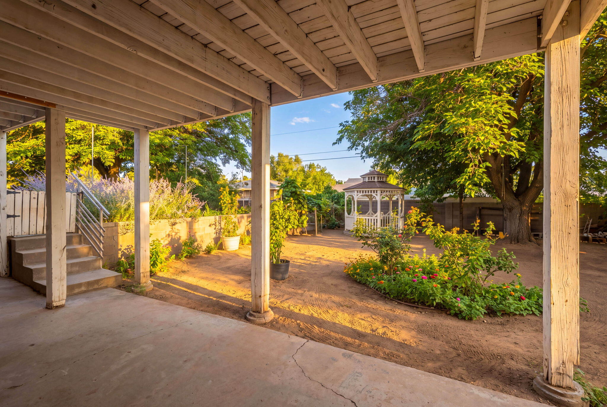 Photo 7 — 7908 SIERRA AZUL Avenue NE