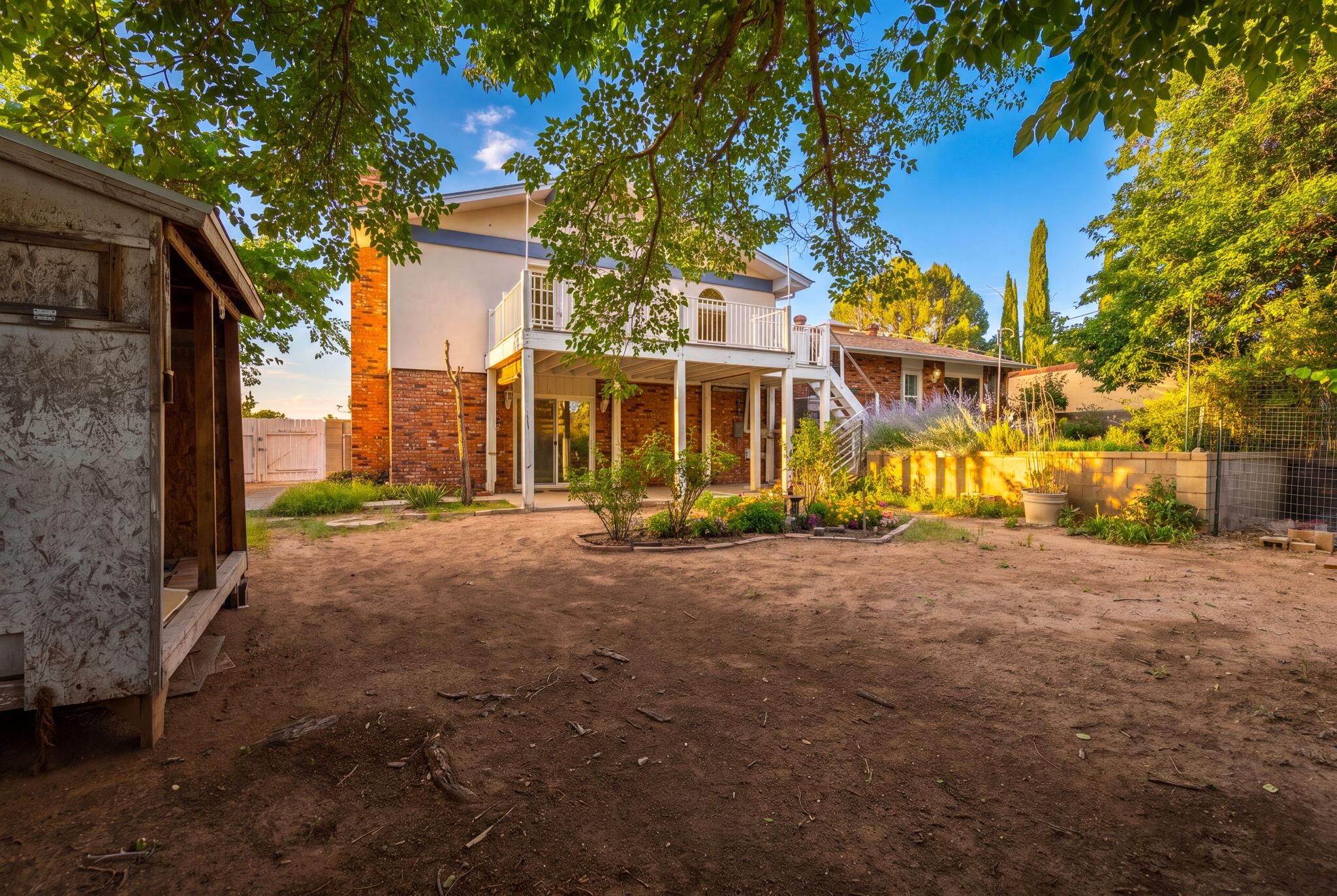 Photo 6 — 7908 SIERRA AZUL Avenue NE