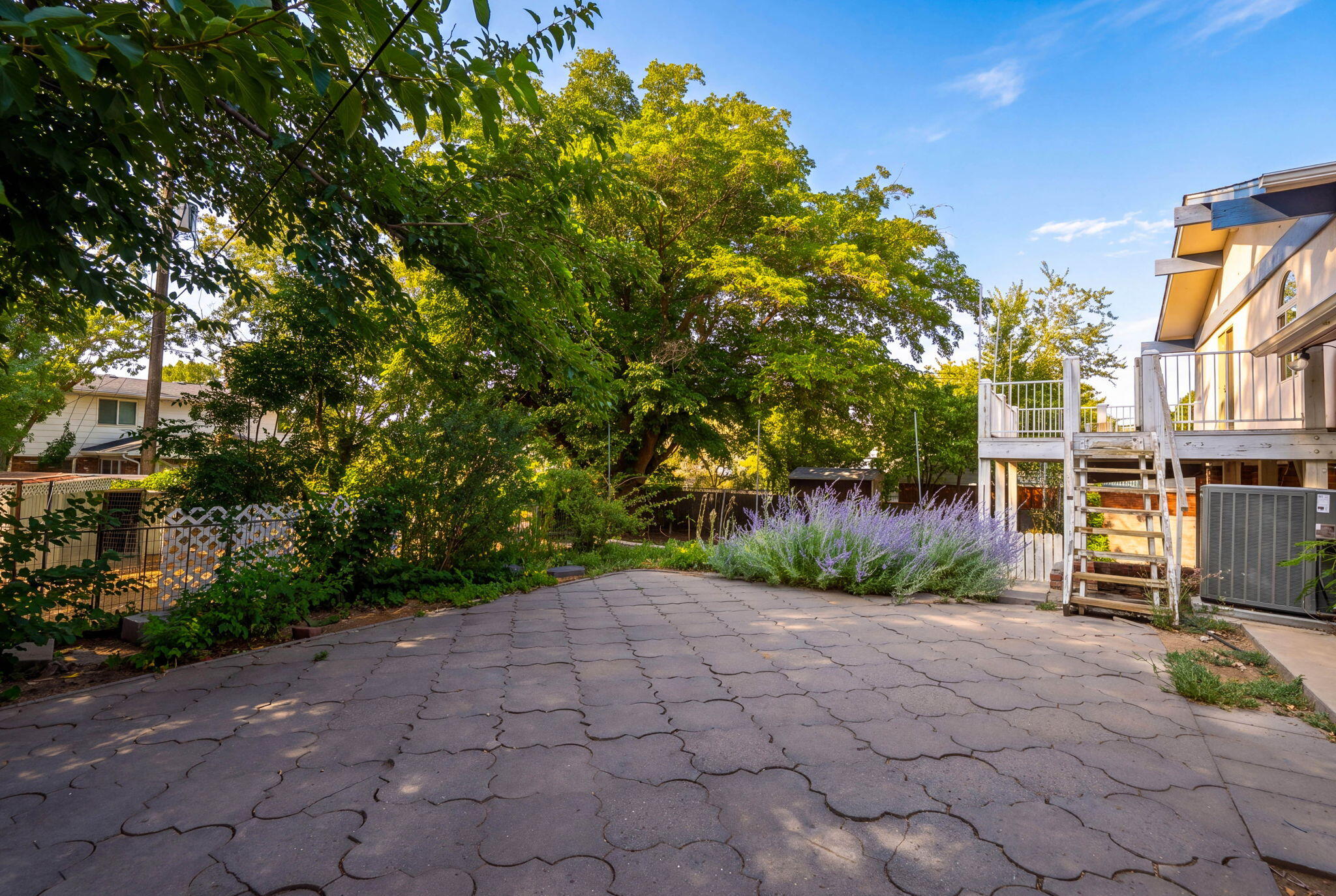 Photo 5 — 7908 SIERRA AZUL Avenue NE