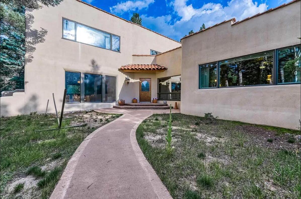 Photo 9 — 18 Meadow Brook Terrace