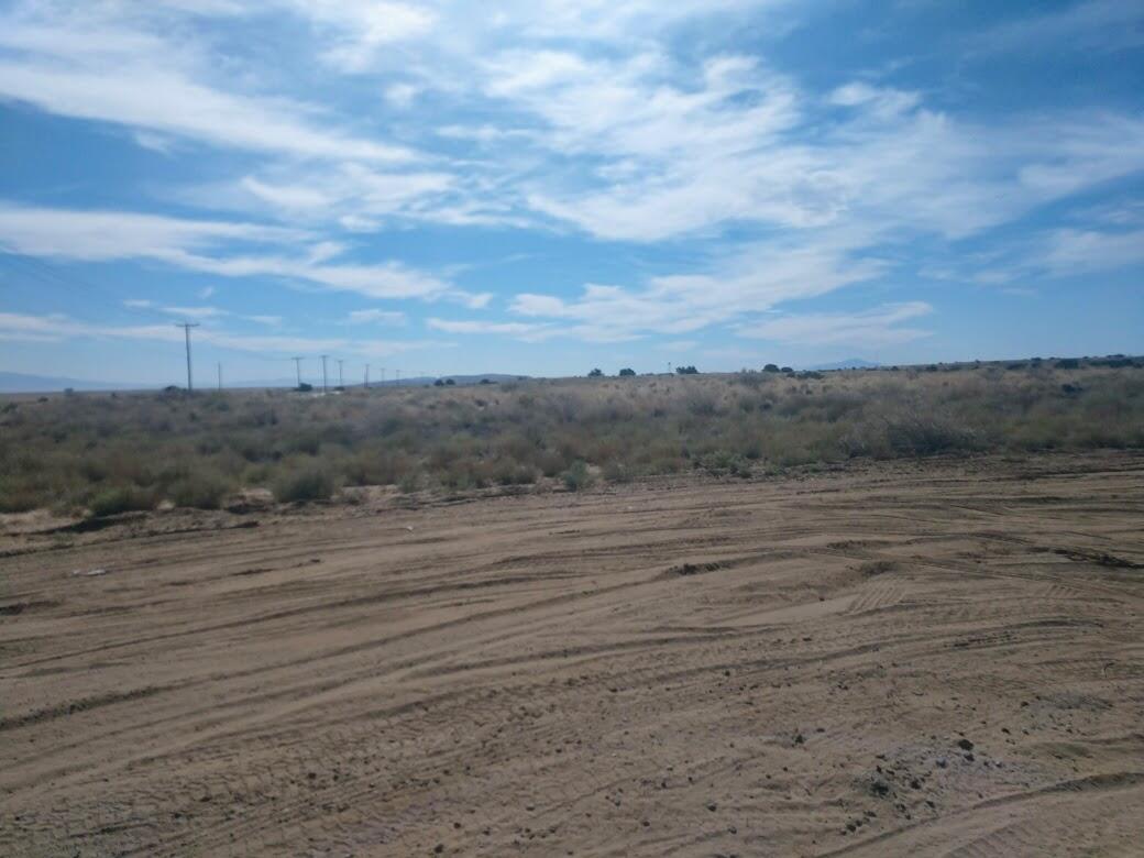 Photo 2 — 18900 Frontage Road SW