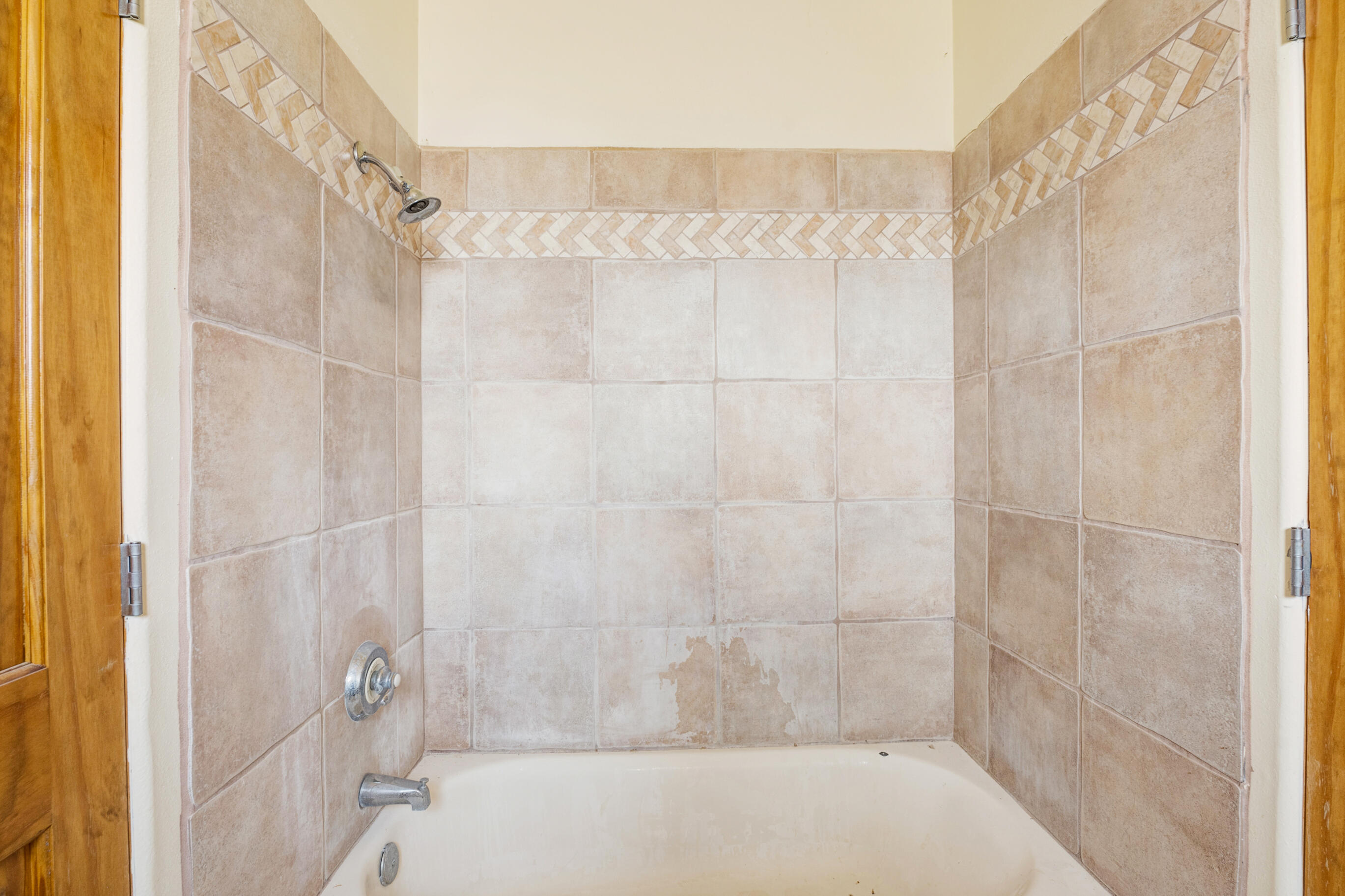 Photo 2 — 1019 PAISANO Road