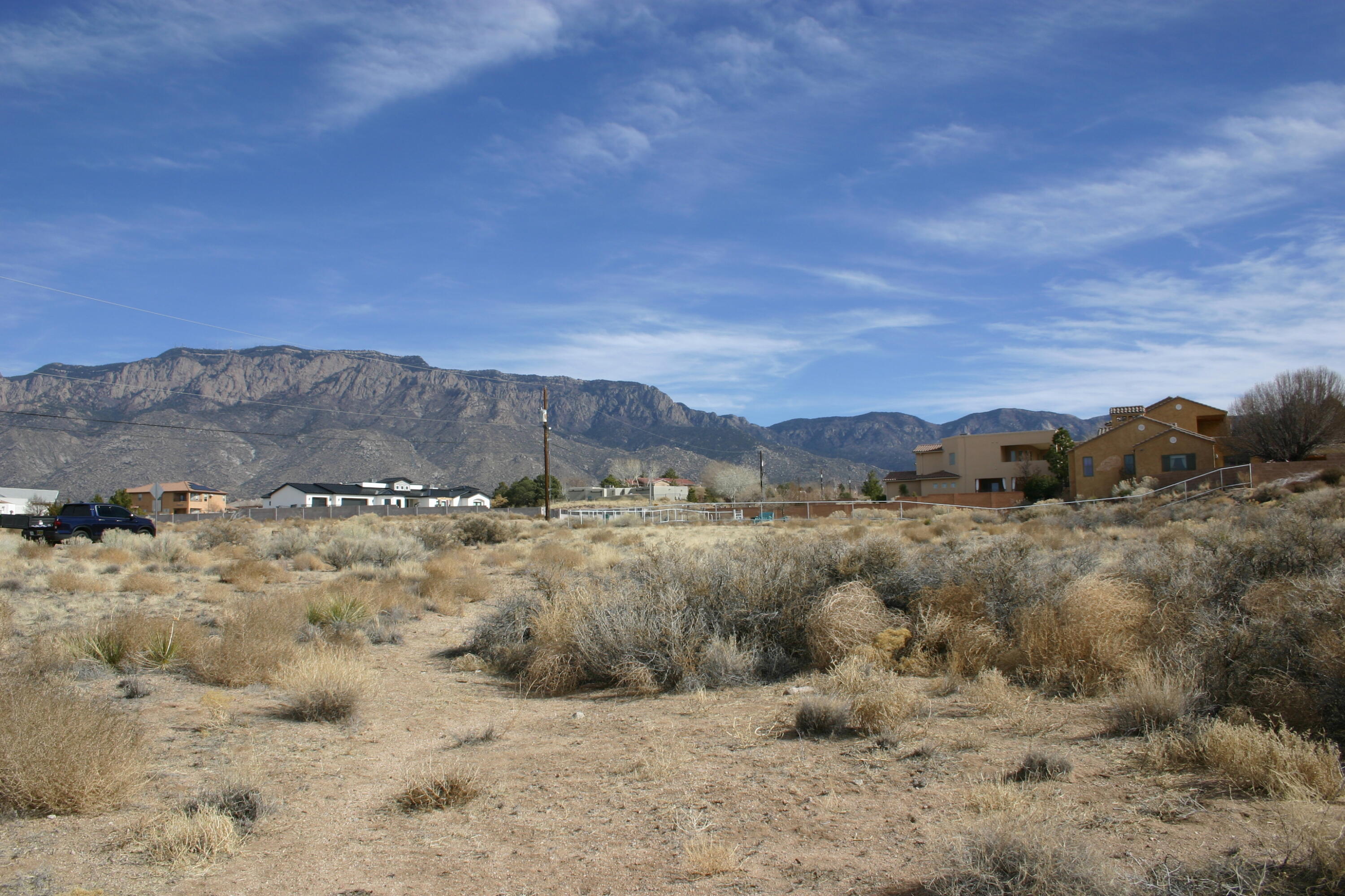 Photo 2 — 10510 San Bernardino Avenue NE
