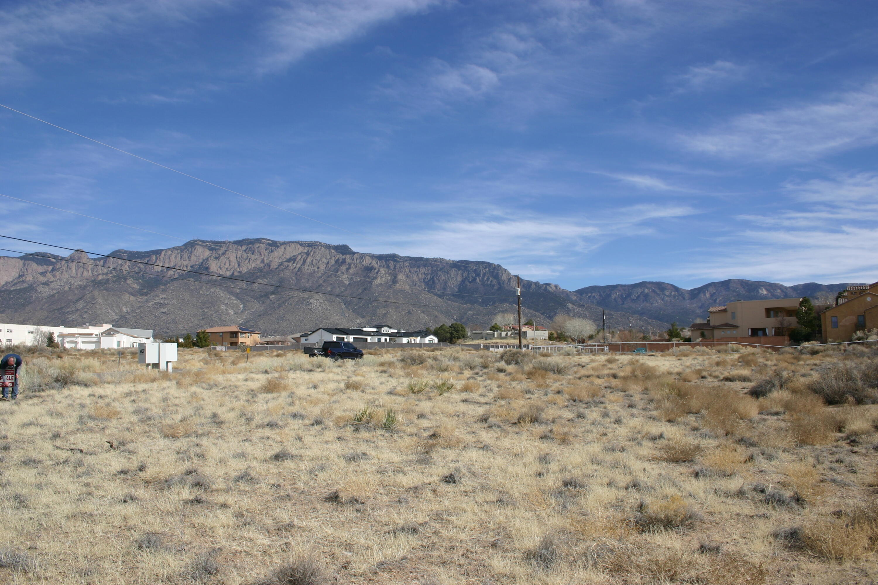 Photo 3 — 10510 San Bernardino Avenue NE