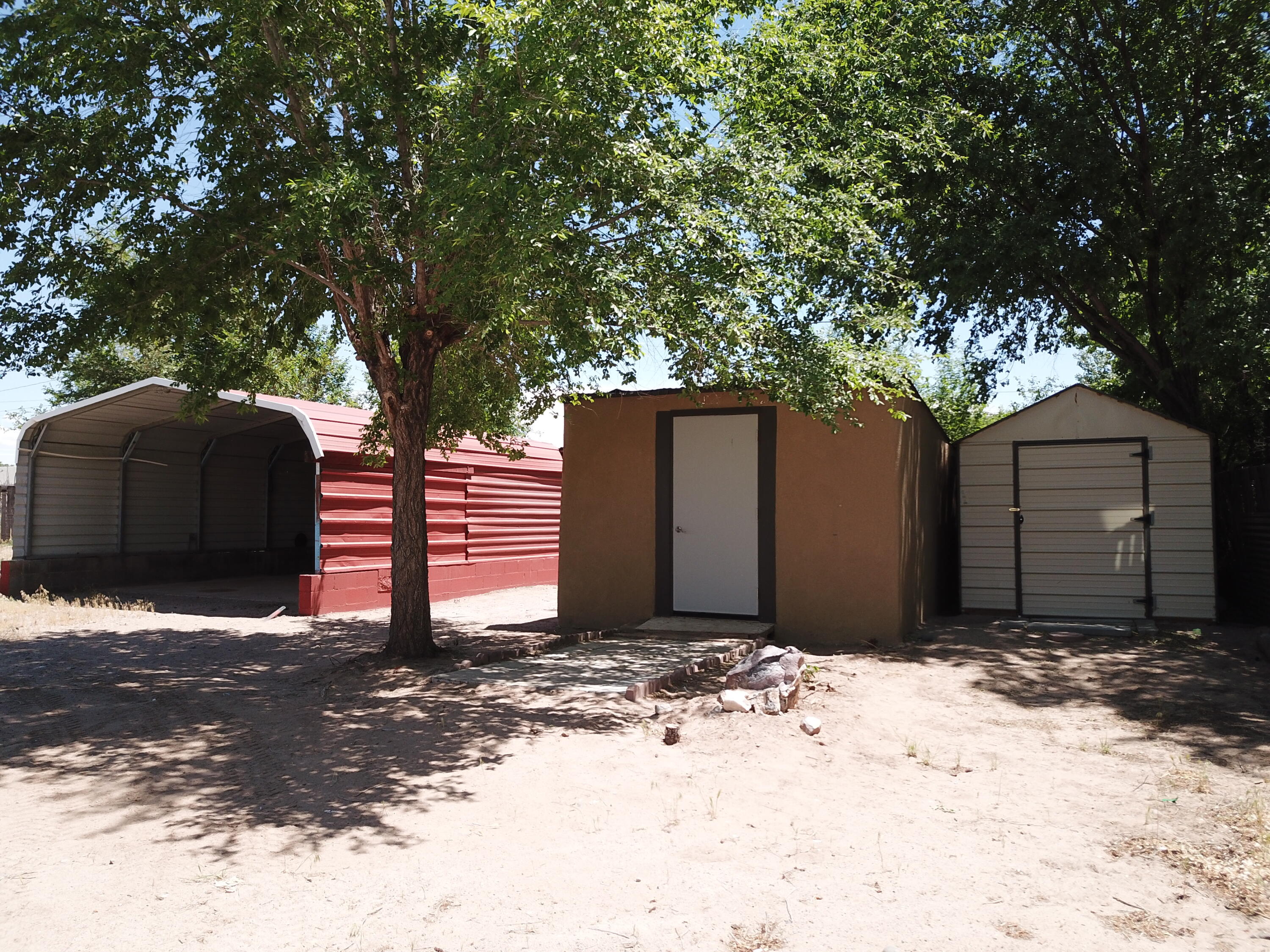 Photo 4 — 4916 Moore Circle