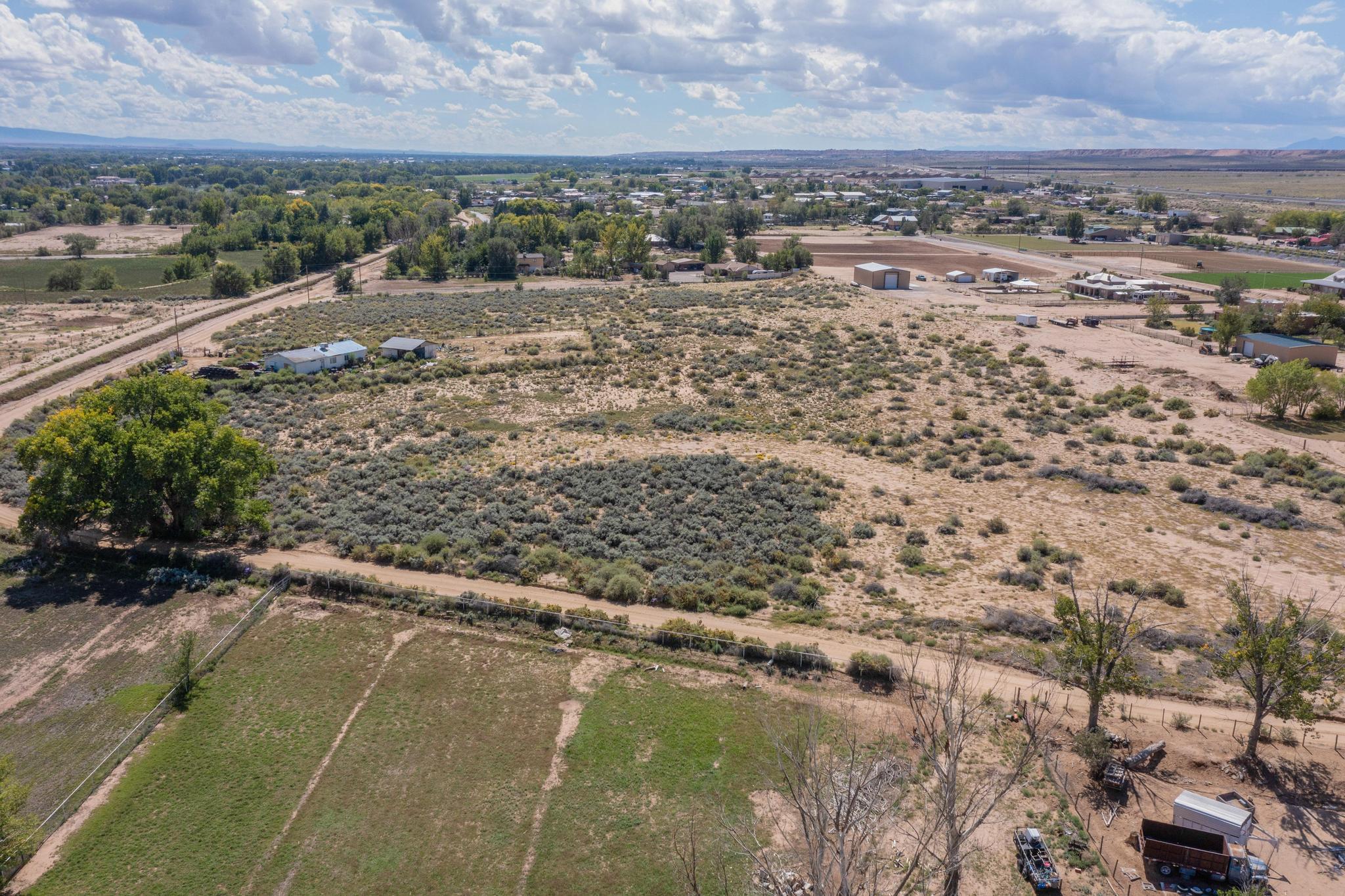 Photo 10 — 00064 La Ladera Estates-vacant land Road